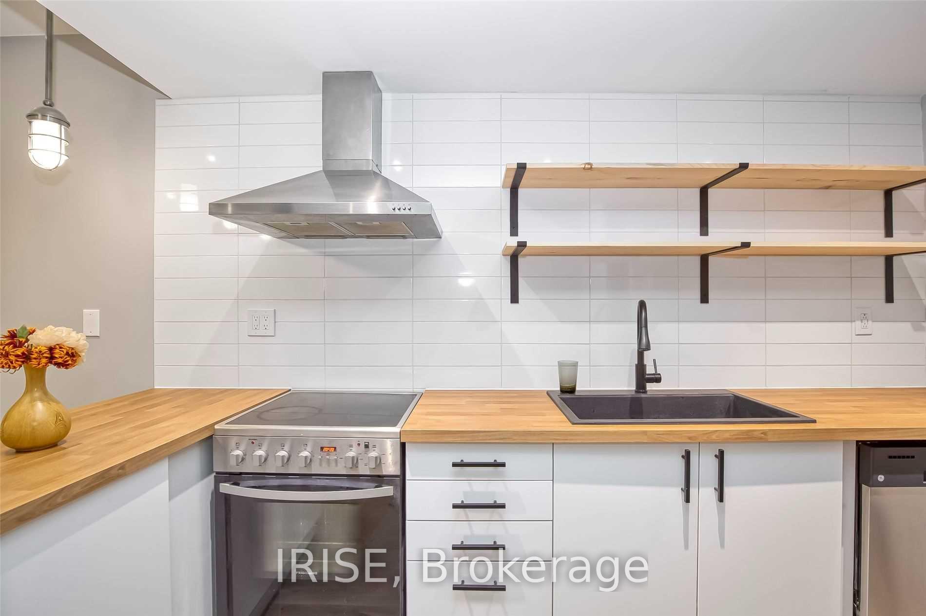 Photo 3 of Unit Lower, 66 Robina Avenue, Toronto, Oakwood Village — HOMEH