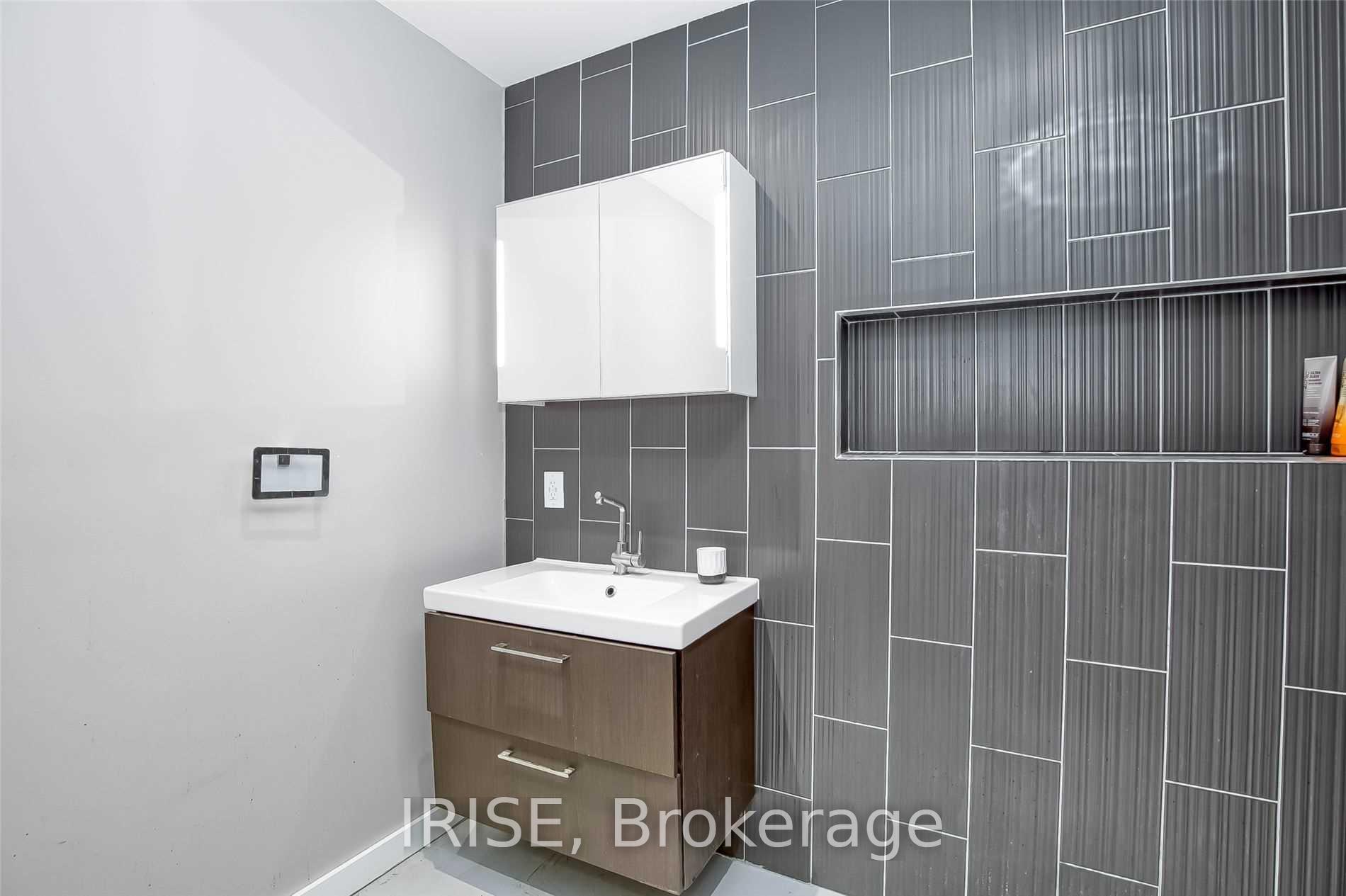 Photo 15 of Unit Lower, 66 Robina Avenue, Toronto, Oakwood Village — HOMEH