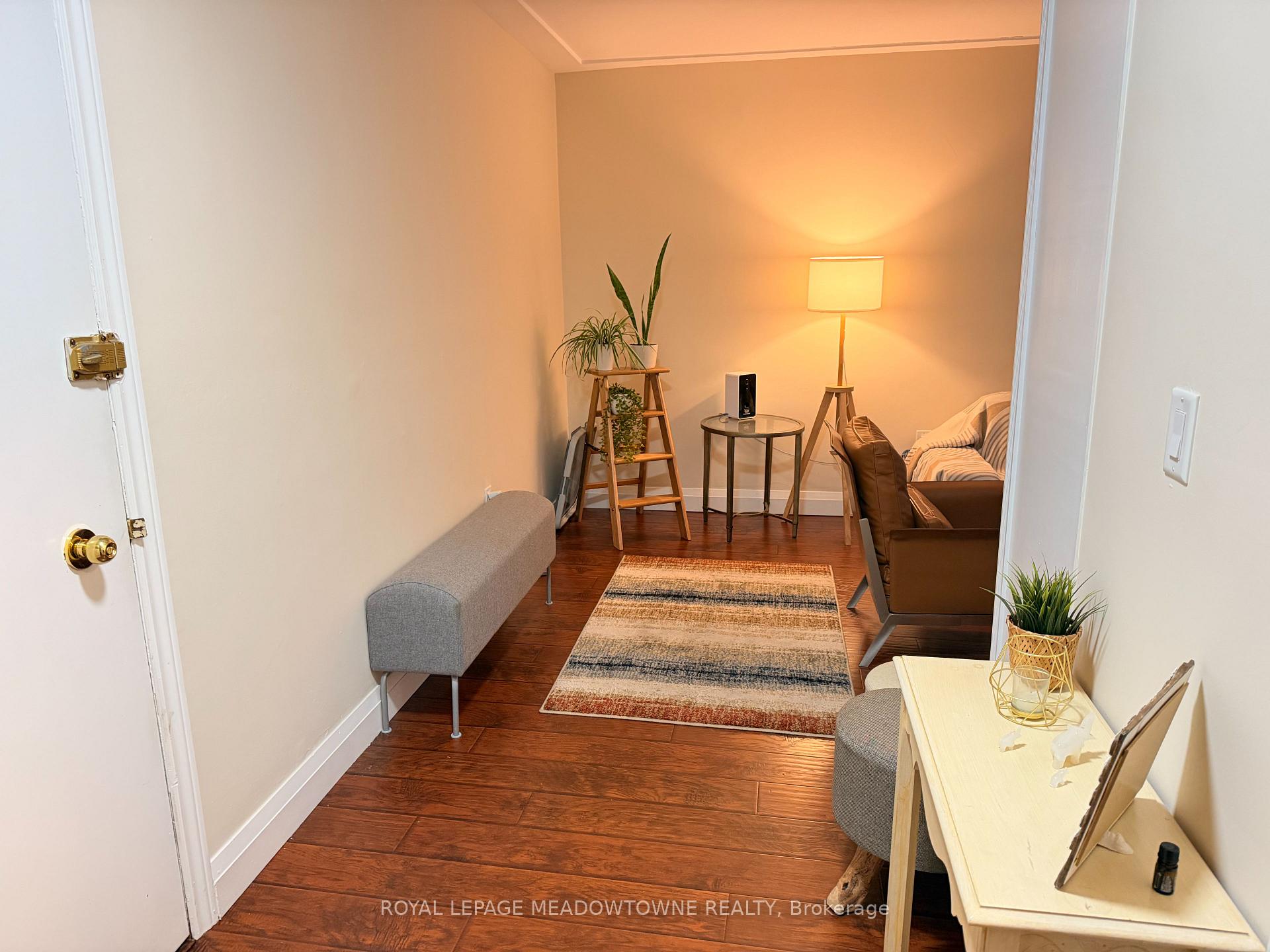Photo 4 of Unit 411, 11 Woodman Drive, Hamilton, Corman — HOMEH