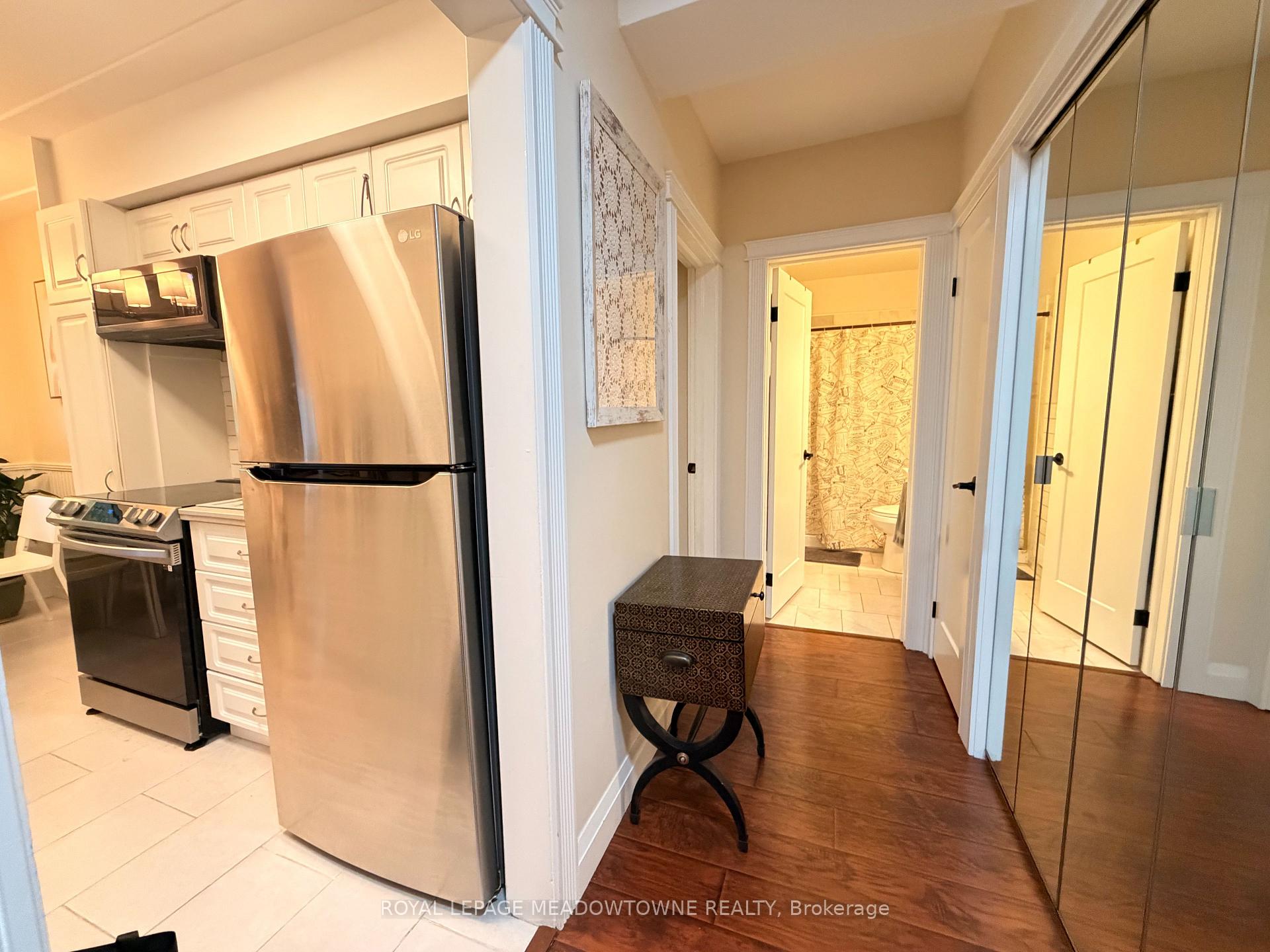 Photo 10 of Unit 411, 11 Woodman Drive, Hamilton, Corman — HOMEH