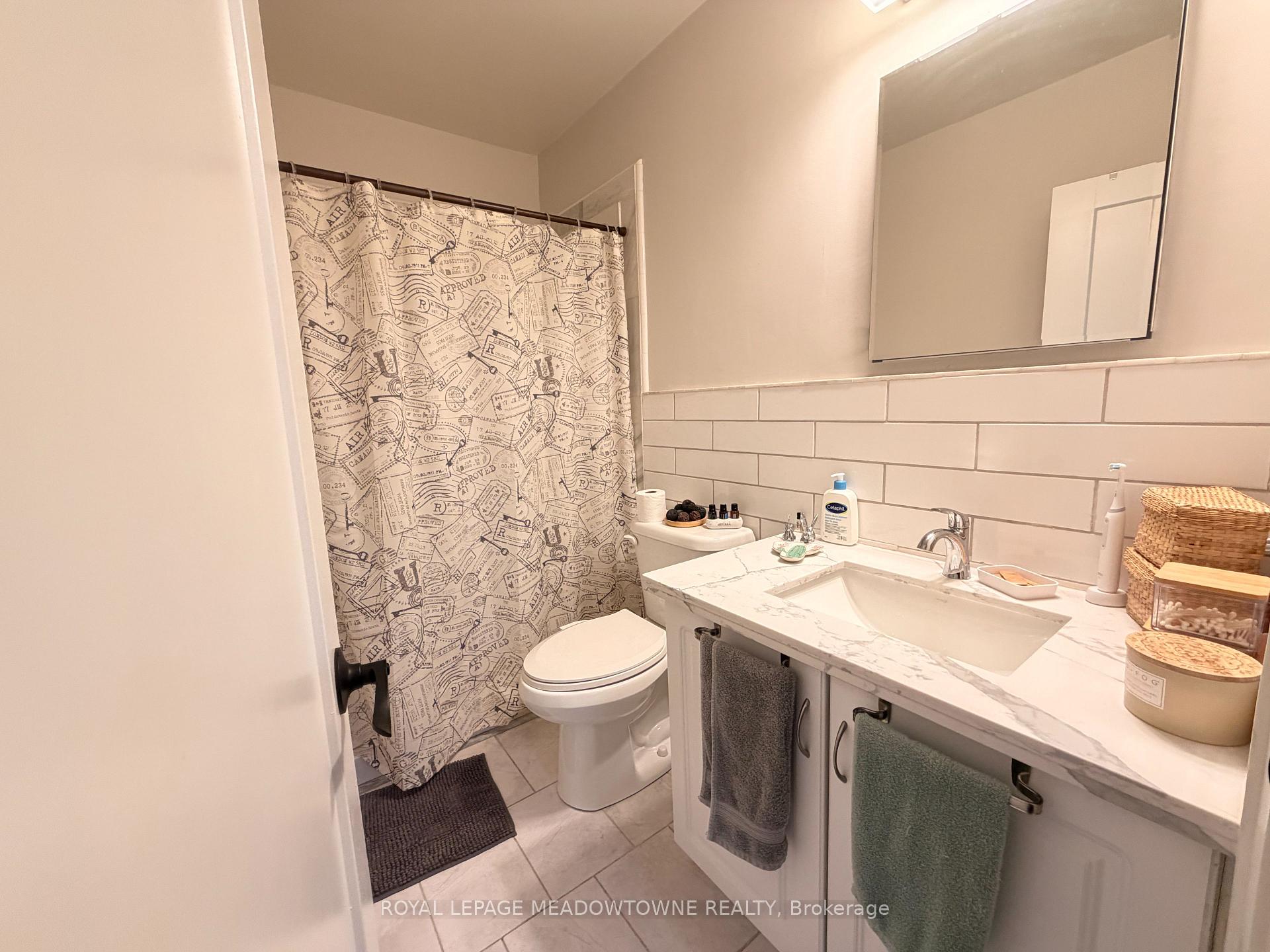 Photo 14 of Unit 411, 11 Woodman Drive, Hamilton, Corman — HOMEH