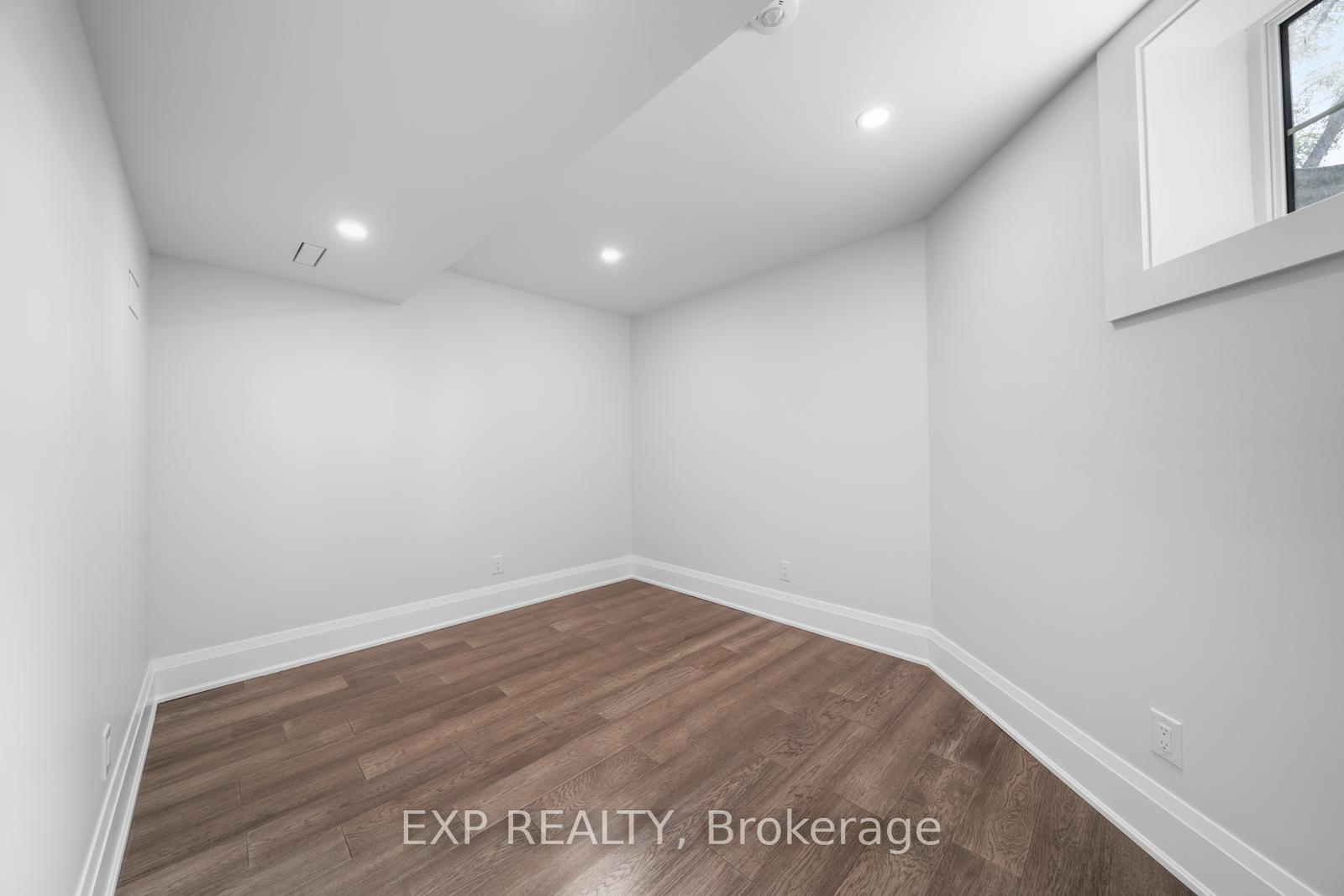 Photo 8 of Unit Lower, 5 Brendwin Road, Toronto, Rockcliffe-Smythe — HOMEH