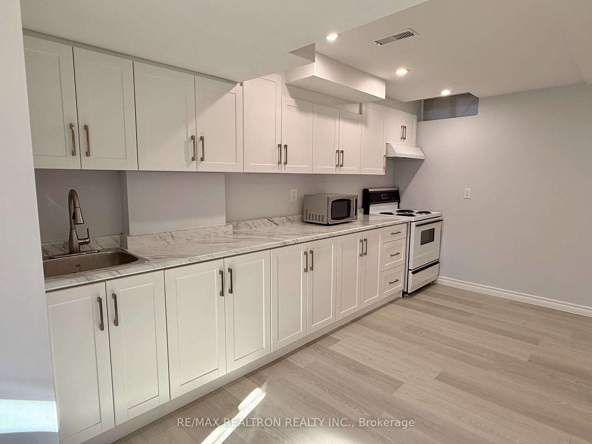 Photo 4 of Unit Bsmnt, 1520 Sandhurst Crescent, Pickering, Highbush — HOMEH