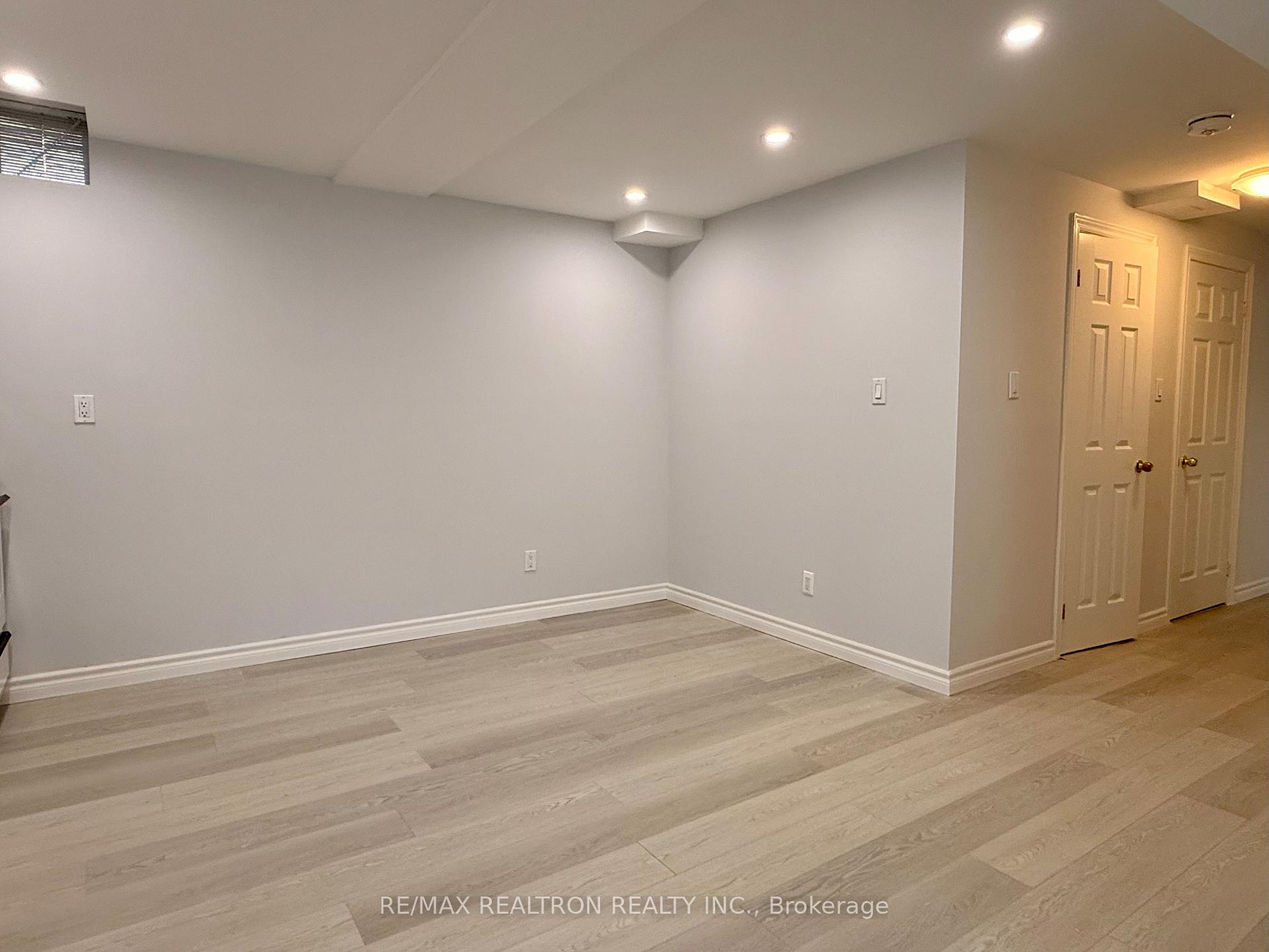 Photo 5 of Unit Bsmnt, 1520 Sandhurst Crescent, Pickering, Highbush — HOMEH