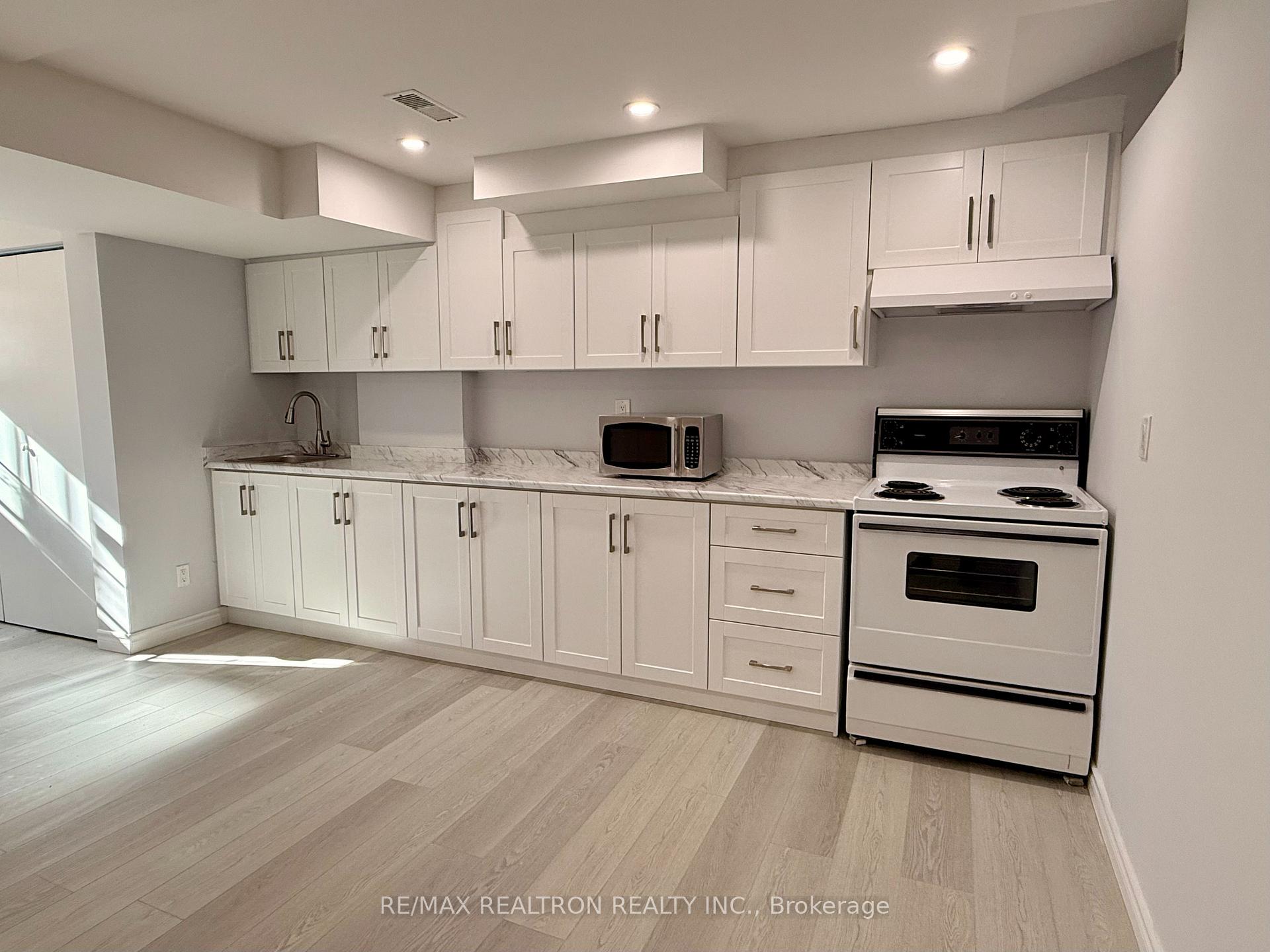 Photo 6 of Unit Bsmnt, 1520 Sandhurst Crescent, Pickering, Highbush — HOMEH