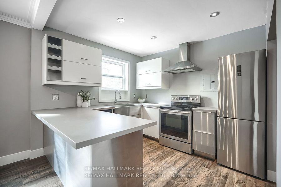 Photo 4 of Unit UPPER, 6 Thirty First Street, Etobicoke, Long Branch — HOMEH