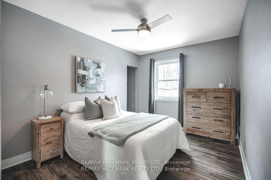 Photo 8 of Unit UPPER, 6 Thirty First Street, Etobicoke, Long Branch — HOMEH