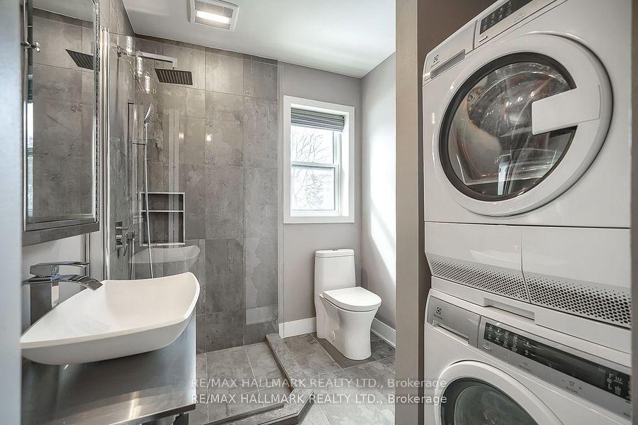 Photo 13 of Unit UPPER, 6 Thirty First Street, Etobicoke, Long Branch — HOMEH