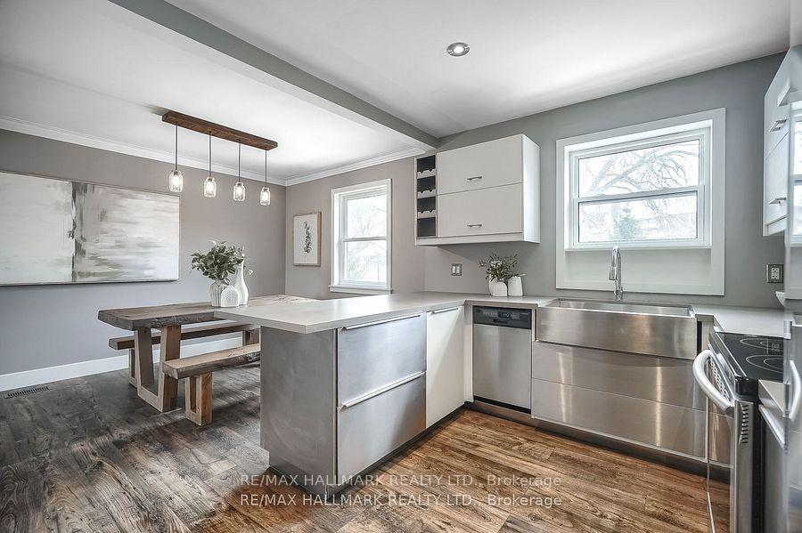 Photo 14 of Unit UPPER, 6 Thirty First Street, Etobicoke, Long Branch — HOMEH
