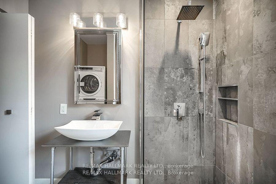 Photo 18 of Unit UPPER, 6 Thirty First Street, Etobicoke, Long Branch — HOMEH
