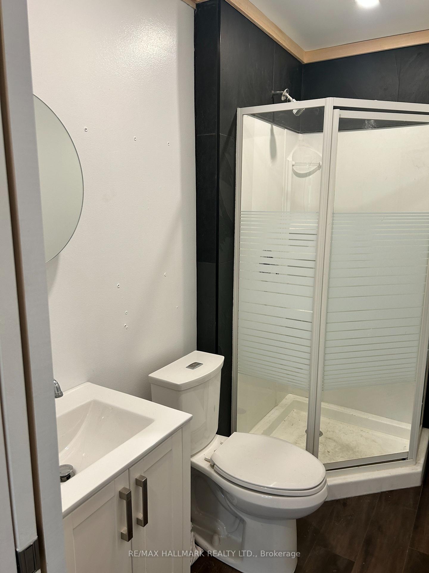 Photo 22 of Unit UPPER, 6 Thirty First Street, Etobicoke, Long Branch — HOMEH