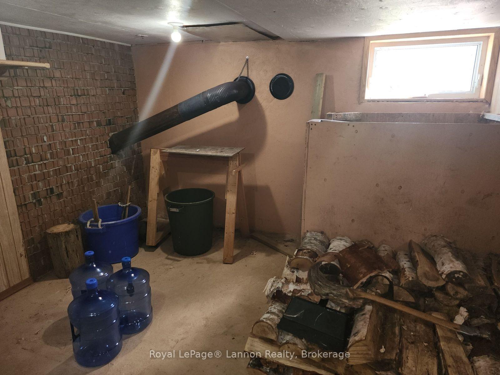 Photo 26 of 306 Walker Street E, Schreiber — HOMEH