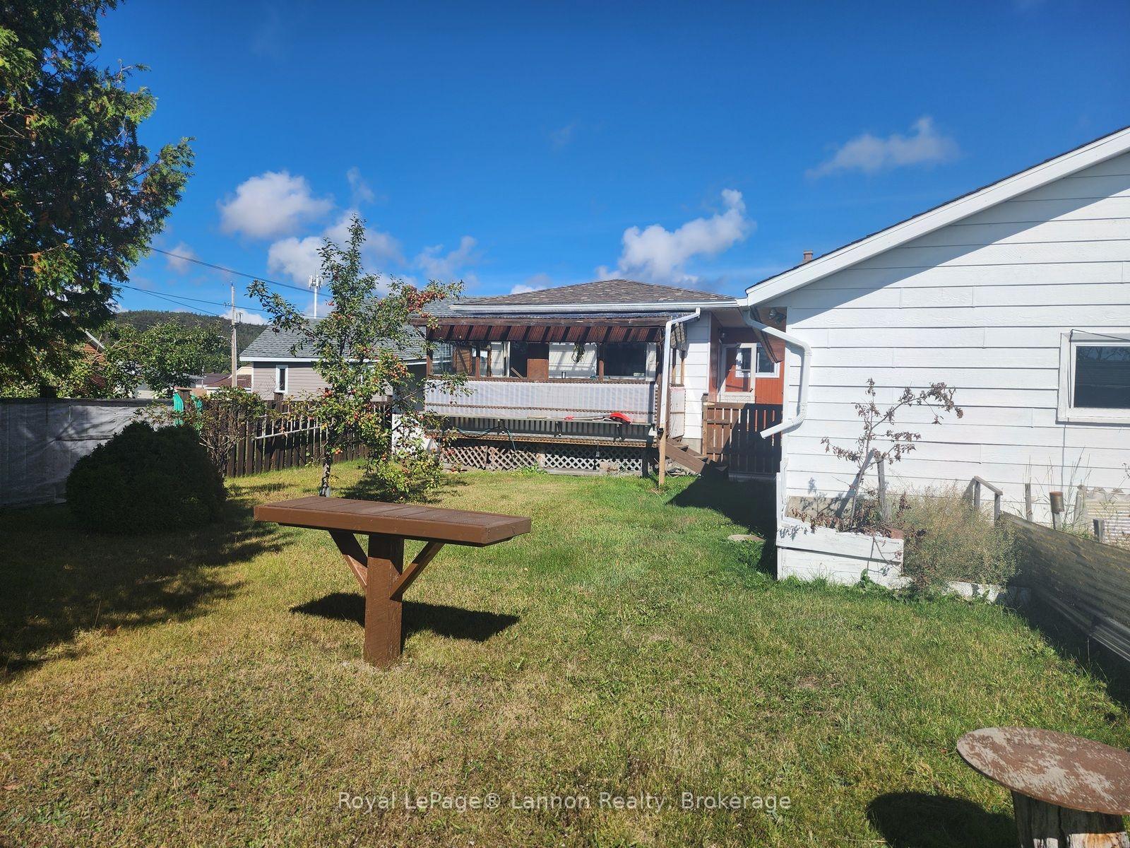 Photo 33 of 306 Walker Street E, Schreiber — HOMEH