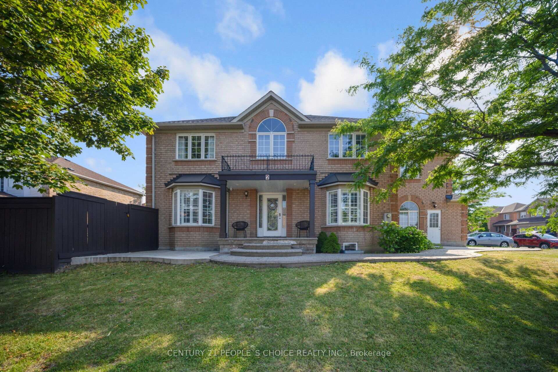 Photo 8 of 2 Checkerberry Crescent, Brampton, Sandringham-Wellington — HOMEH