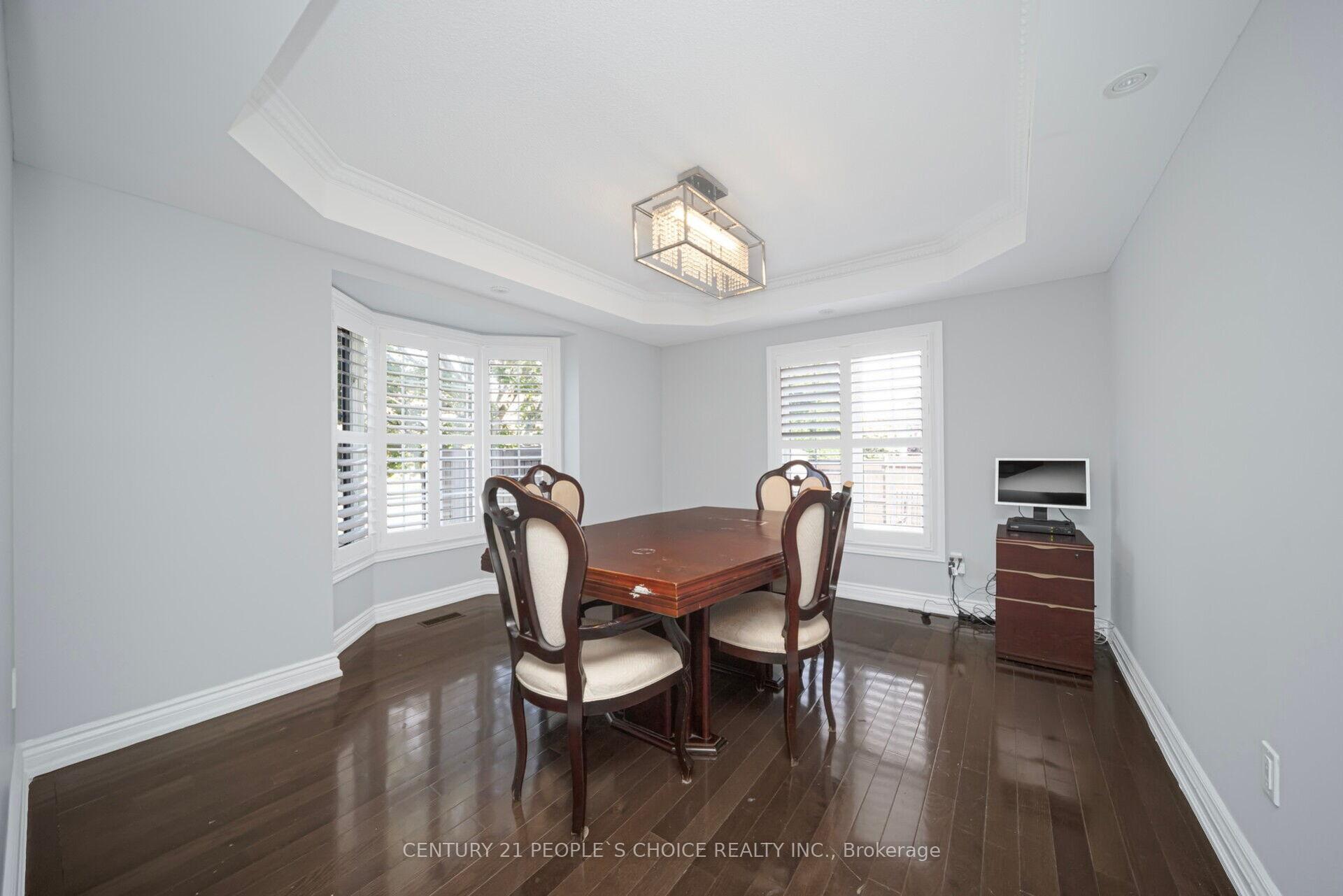 Photo 13 of 2 Checkerberry Crescent, Brampton, Sandringham-Wellington — HOMEH