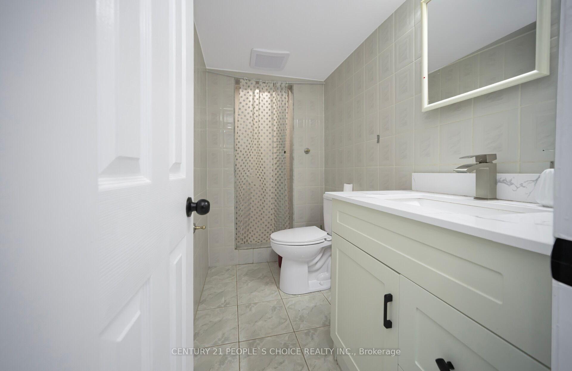 Photo 43 of 2 Checkerberry Crescent, Brampton, Sandringham-Wellington — HOMEH