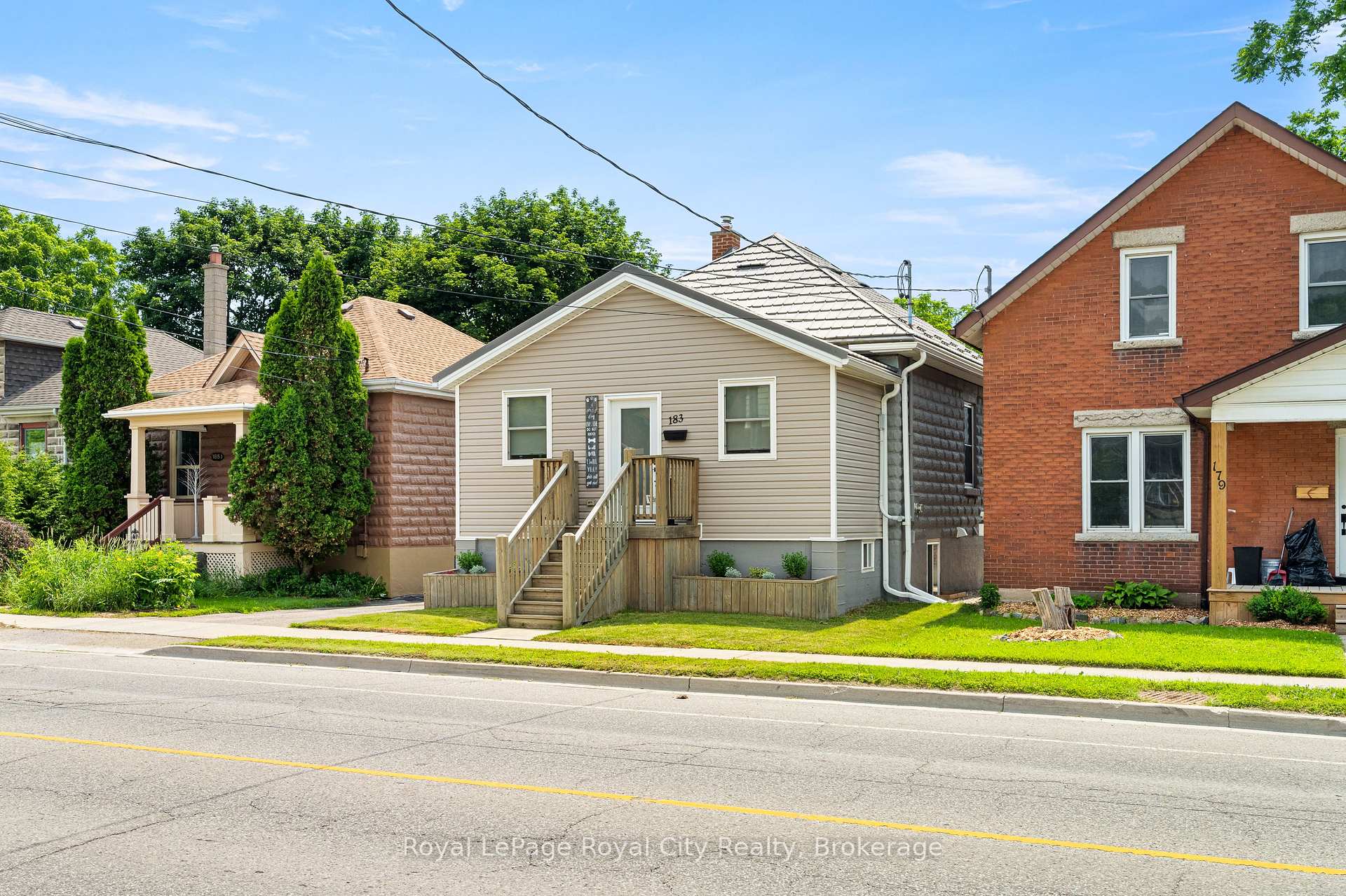 Photo 2 of 183 Elizabeth Street, Guelph, St. Patrick's Ward — HOMEH