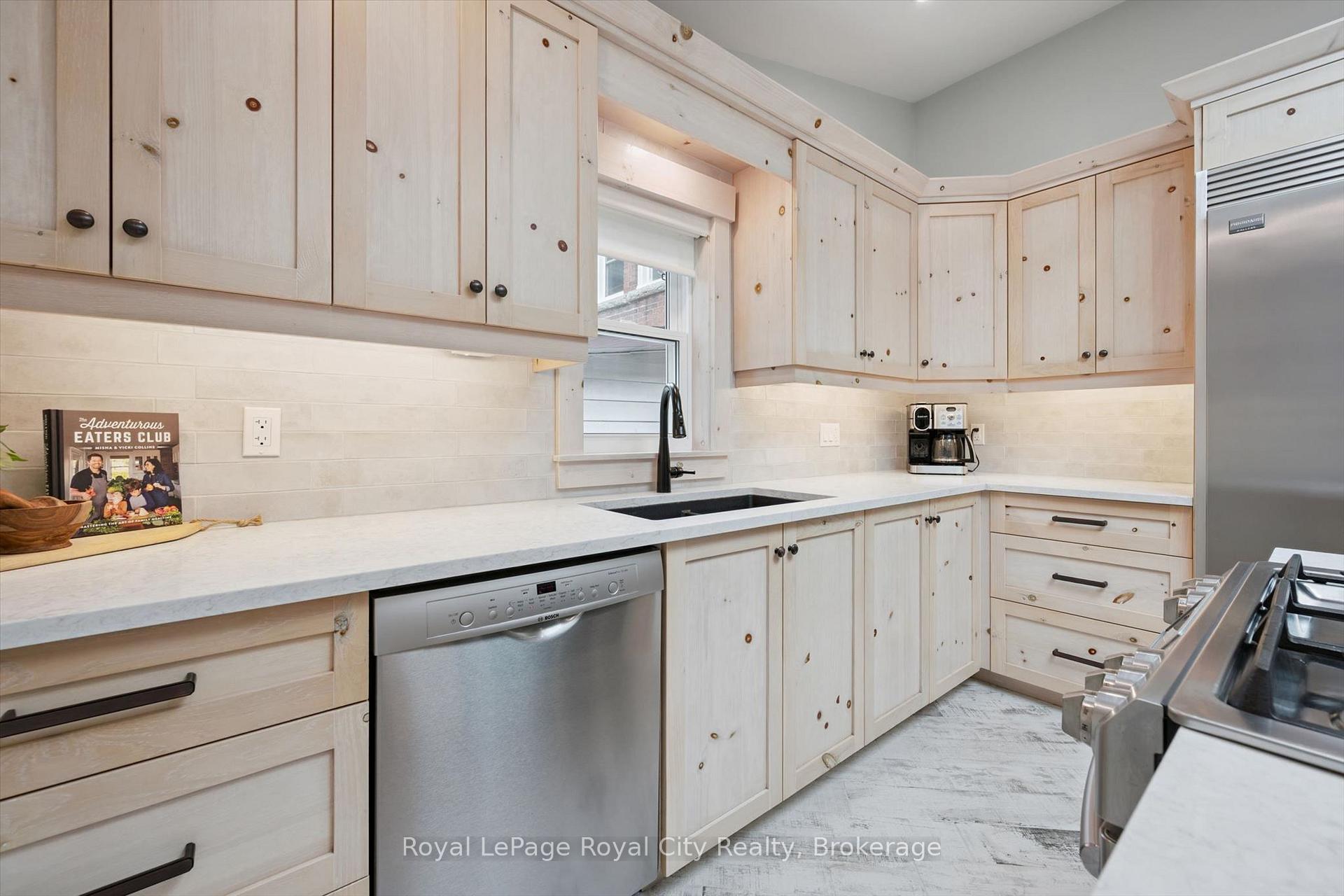 Photo 23 of 183 Elizabeth Street, Guelph, St. Patrick's Ward — HOMEH