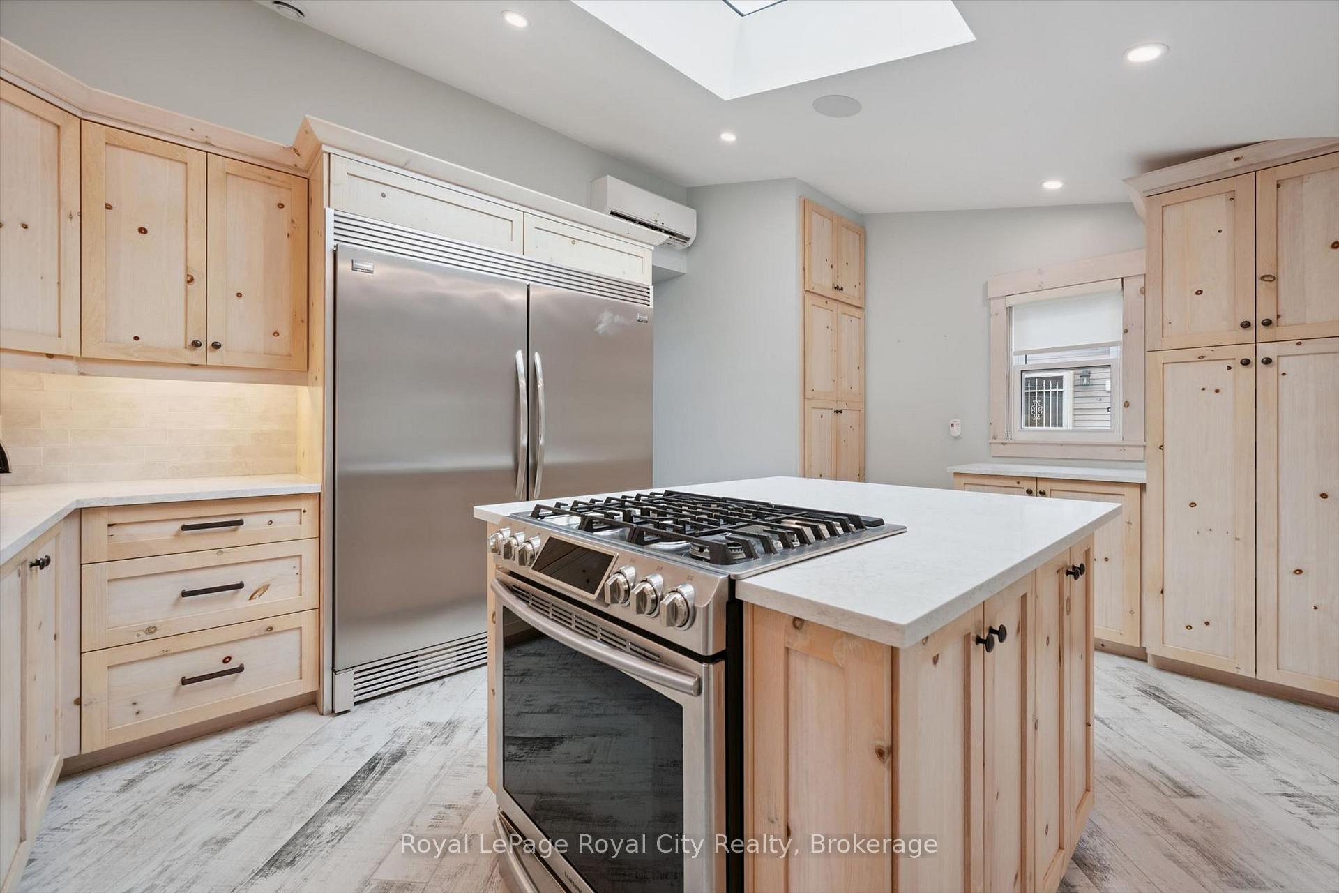 Photo 24 of 183 Elizabeth Street, Guelph, St. Patrick's Ward — HOMEH