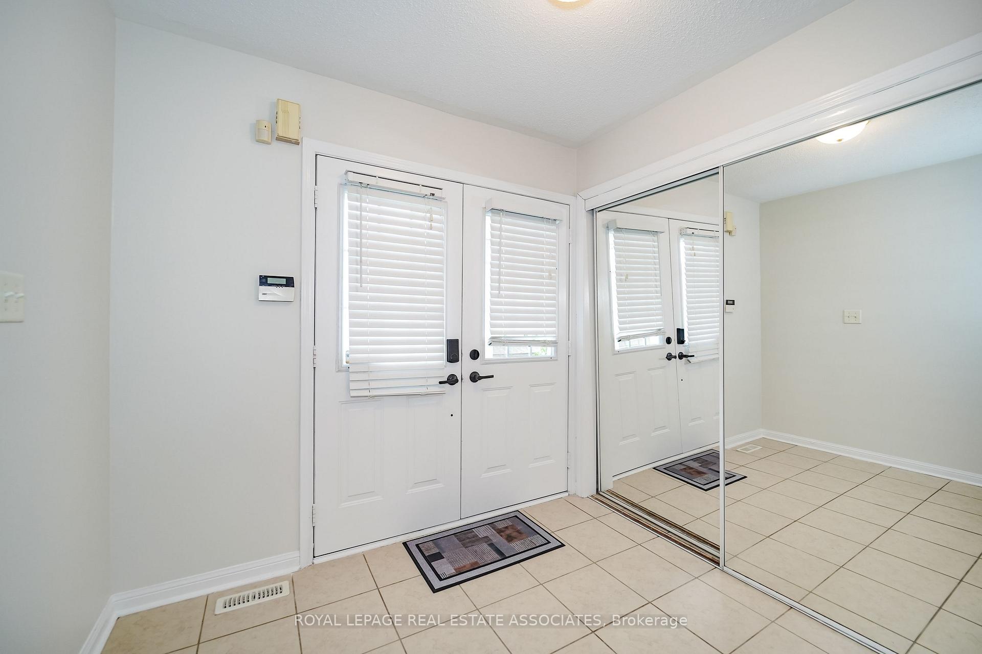 Photo 7 of 54 Horizon Street, Brampton, Vales of Castlemore — HOMEH