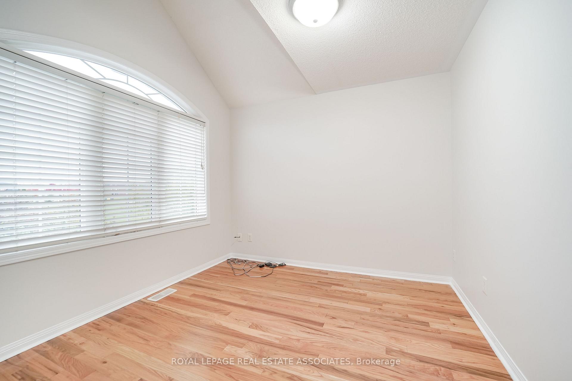 Photo 23 of 54 Horizon Street, Brampton, Vales of Castlemore — HOMEH