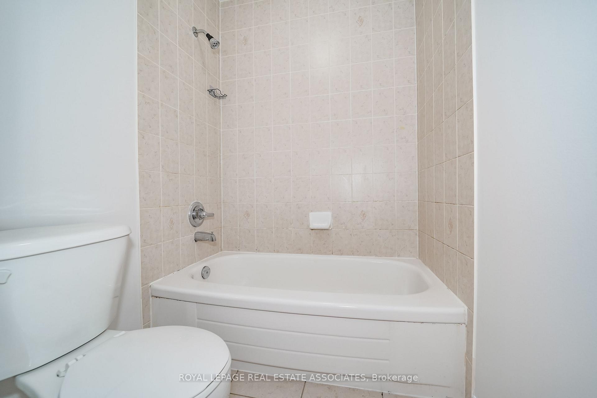 Photo 27 of 54 Horizon Street, Brampton, Vales of Castlemore — HOMEH