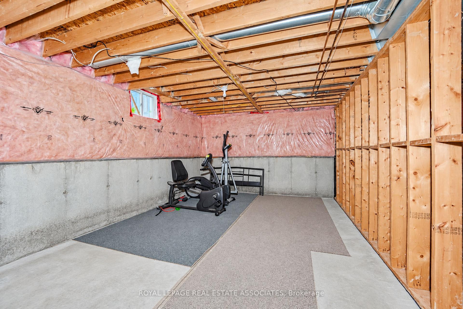 Photo 44 of 54 Horizon Street, Brampton, Vales of Castlemore — HOMEH