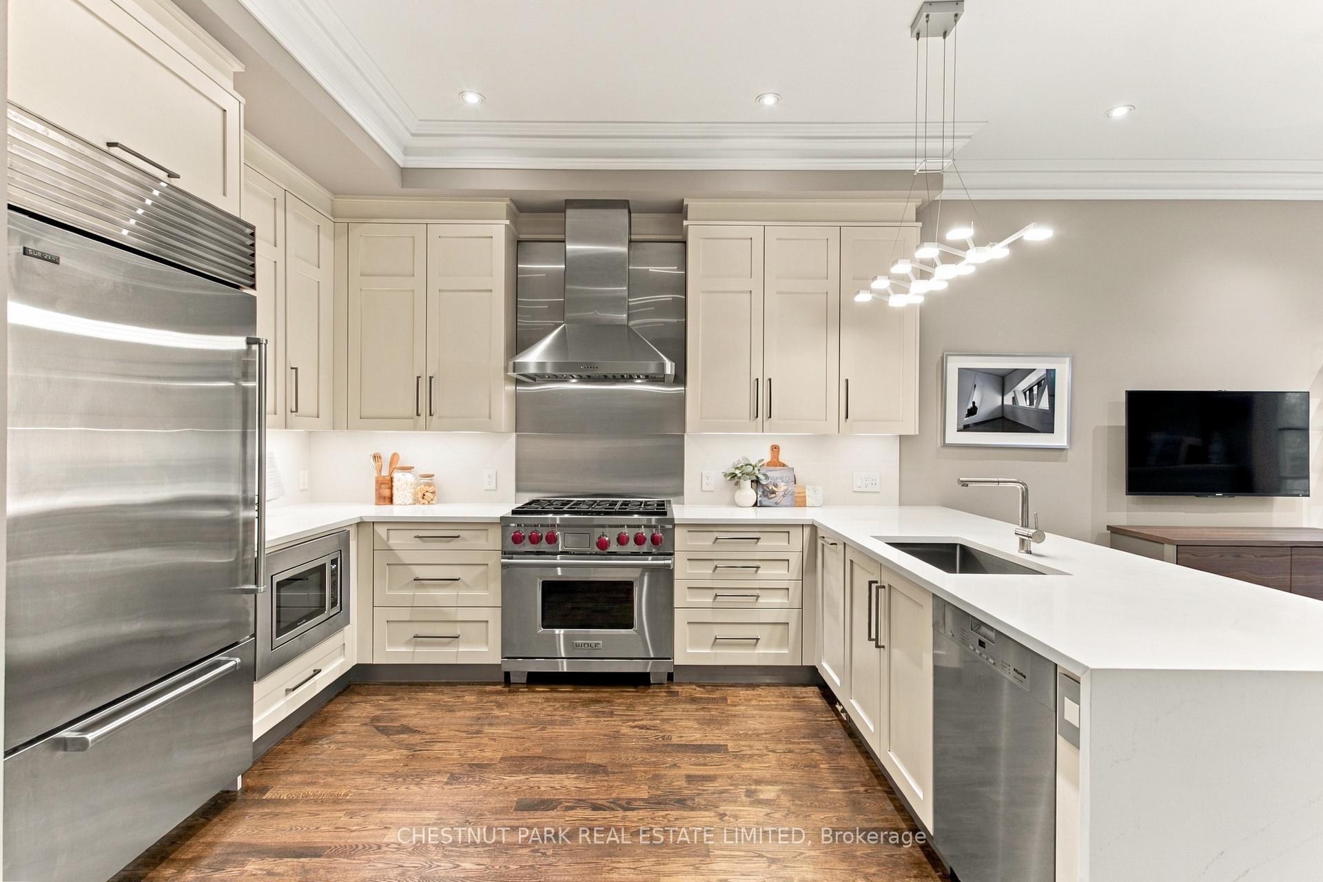 Photo 13 of 117 Glengarry Avenue, Toronto, Lawrence Park North — HOMEH