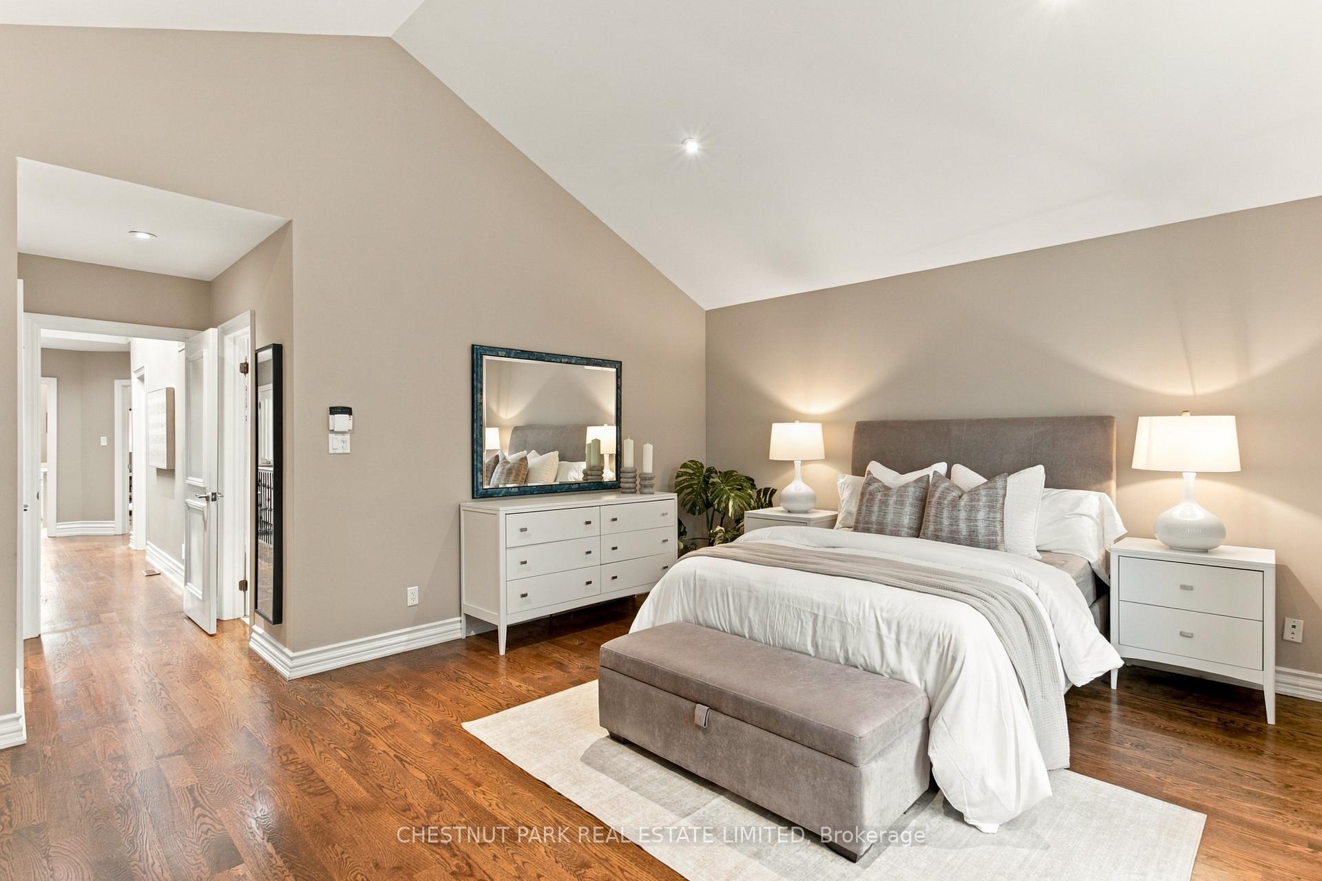 Photo 30 of 117 Glengarry Avenue, Toronto, Lawrence Park North — HOMEH