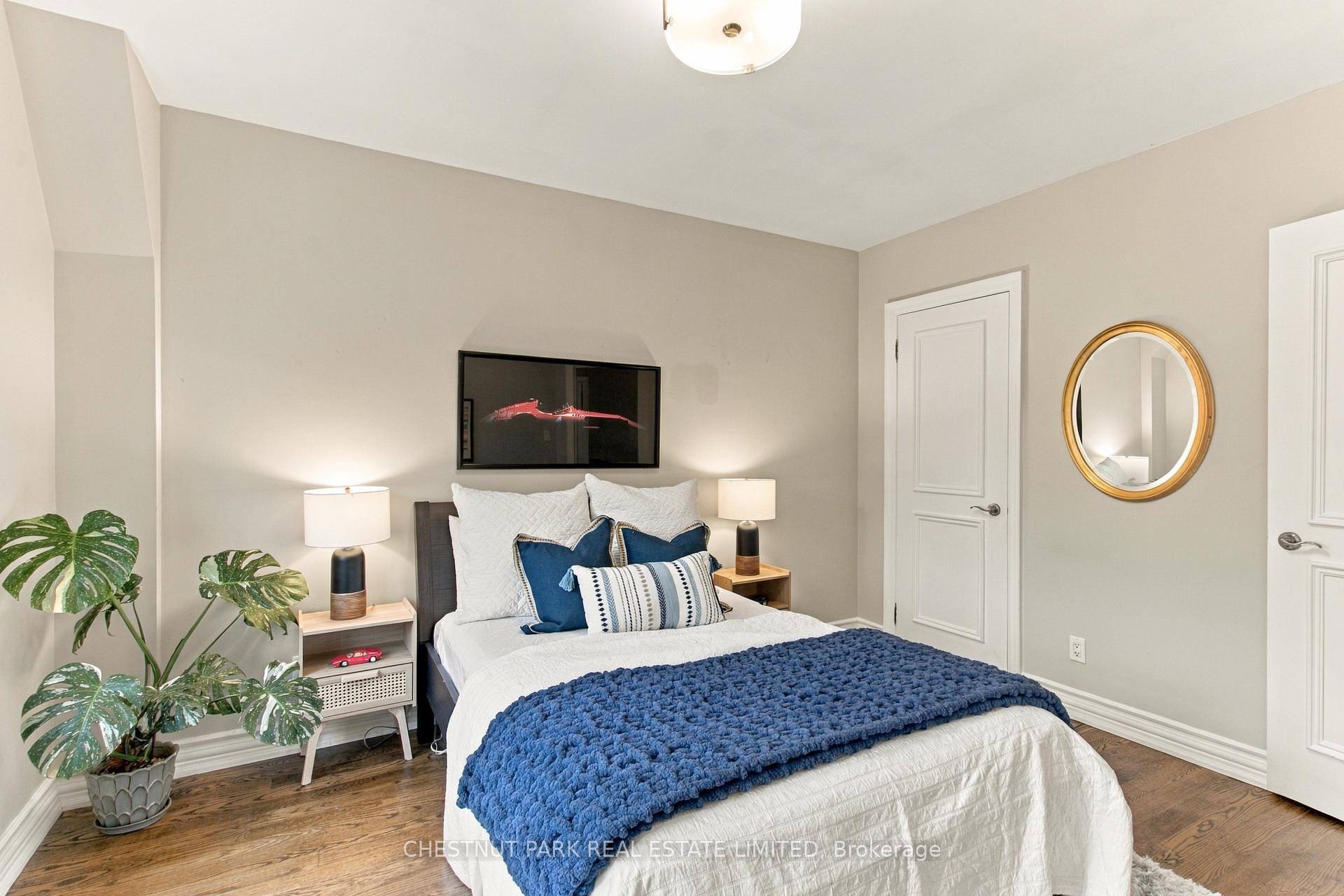 Photo 37 of 117 Glengarry Avenue, Toronto, Lawrence Park North — HOMEH