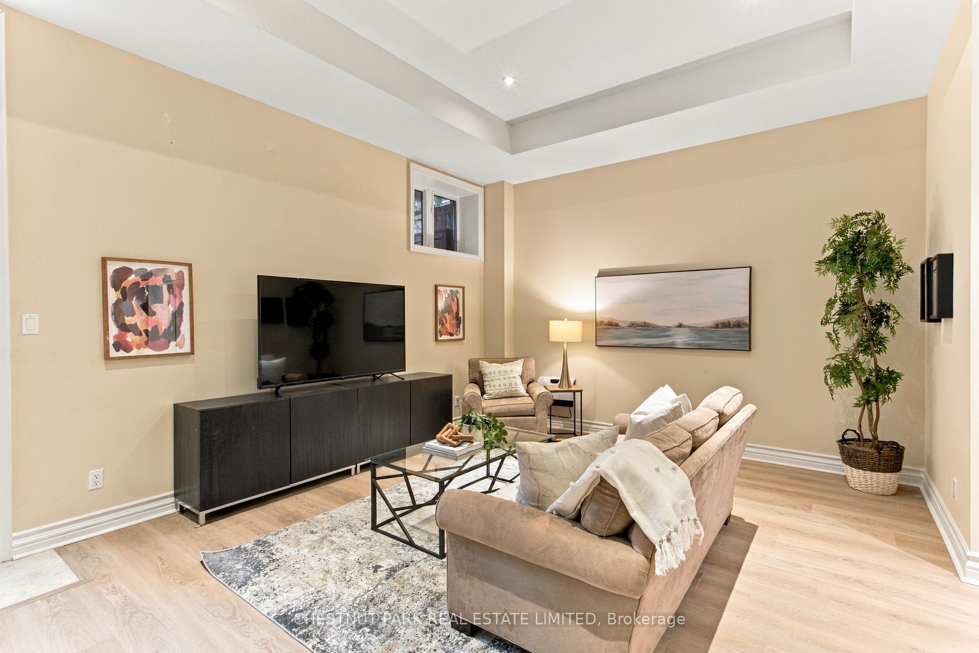 Photo 41 of 117 Glengarry Avenue, Toronto, Lawrence Park North — HOMEH