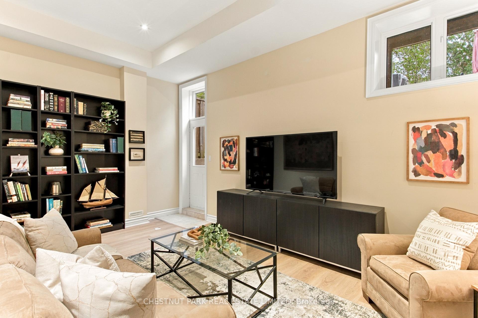 Photo 42 of 117 Glengarry Avenue, Toronto, Lawrence Park North — HOMEH
