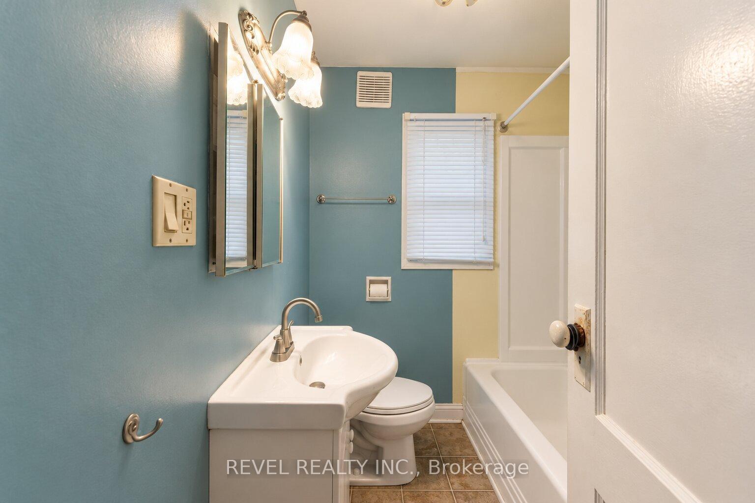 Photo 12 of 12 Merigold Street, St. Catharines, Western Hill — HOMEH