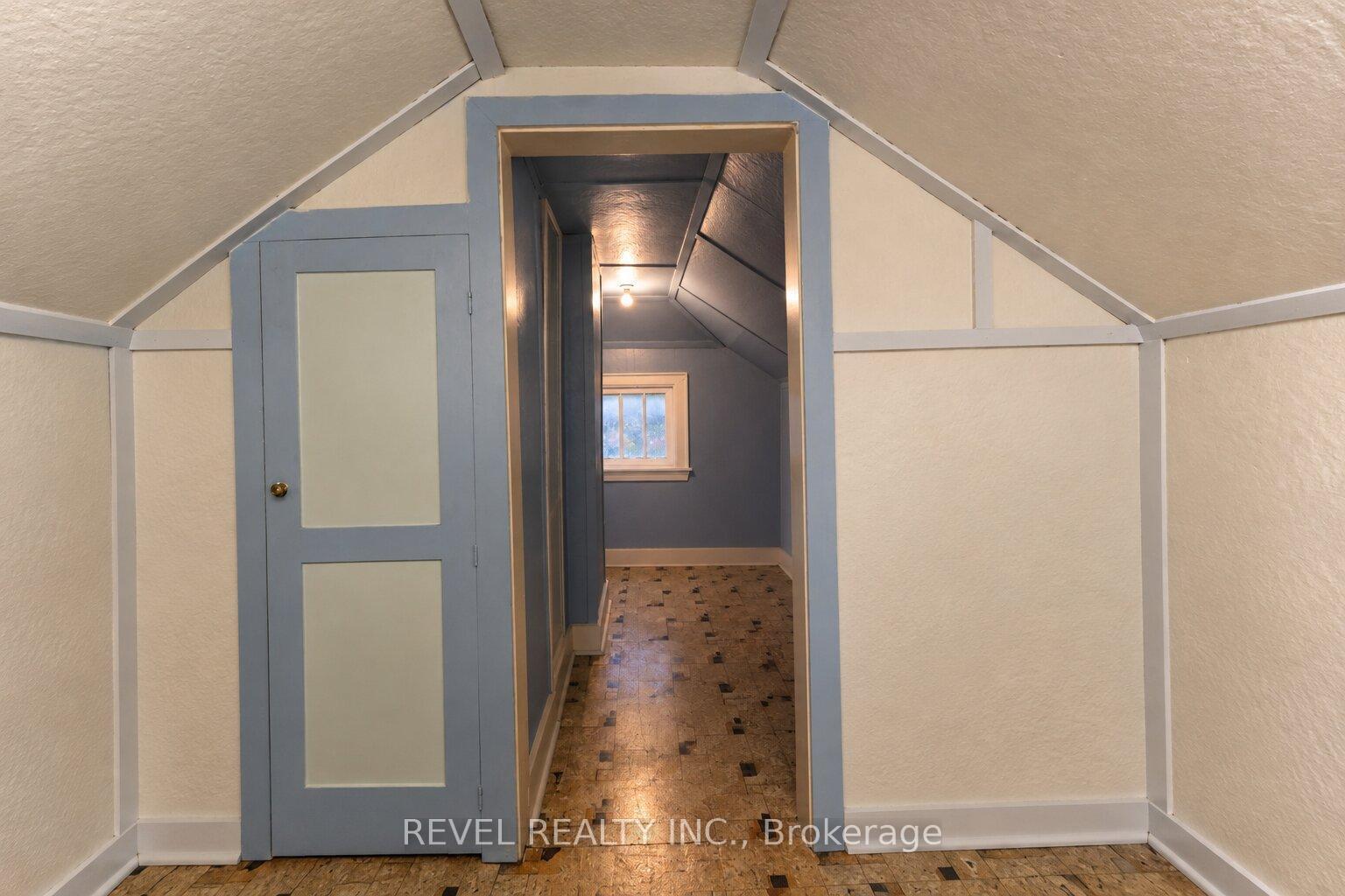 Photo 13 of 12 Merigold Street, St. Catharines, Western Hill — HOMEH