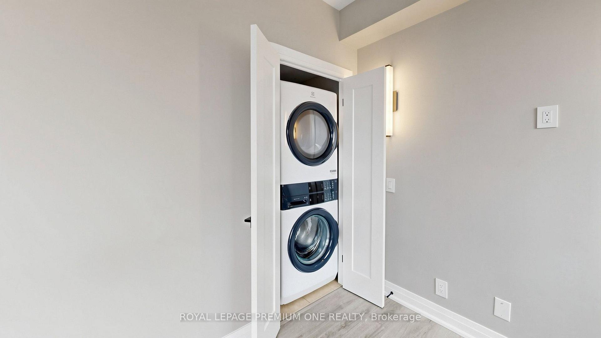 Photo 17 of Unit 824, 1600 Keele Street, Toronto, Keelesdale-Eglinton West — HOMEH