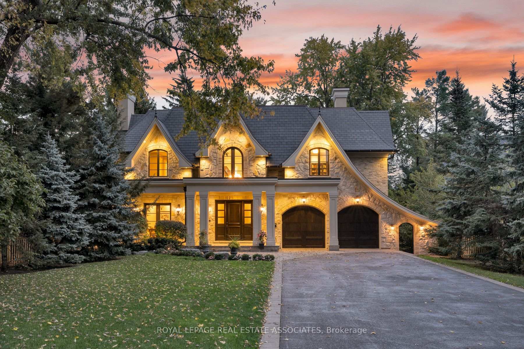 Photo of 1469 Crescent Road