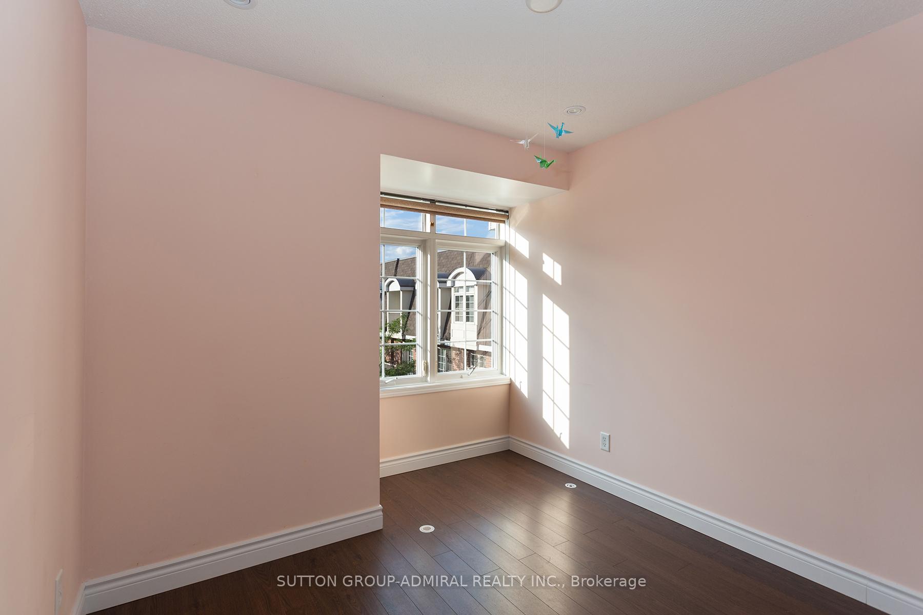 Photo 13 of Unit 1, 285 Antibes Drive N, North York, Westminster-Branson — HOMEH