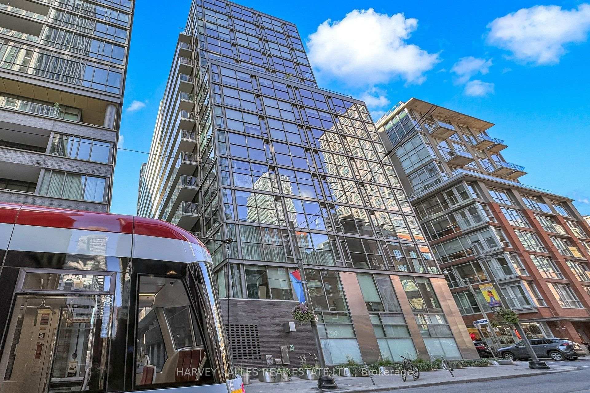 Photo 3 of Unit 410, 25 Oxley Street, Toronto, Waterfront Communities — HOMEH