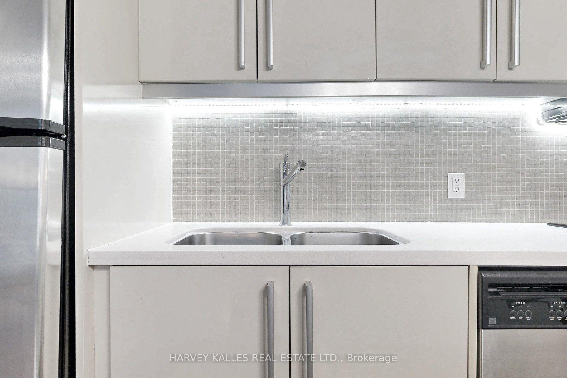 Photo 14 of Unit 410, 25 Oxley Street, Toronto, Waterfront Communities — HOMEH