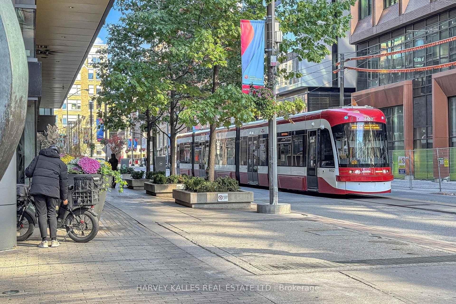 Photo 39 of Unit 410, 25 Oxley Street, Toronto, Waterfront Communities — HOMEH