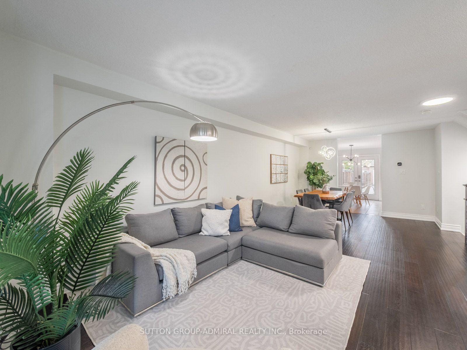 Photo 6 of 5 Melia Lane, Vaughan, Vellore Village — HOMEH