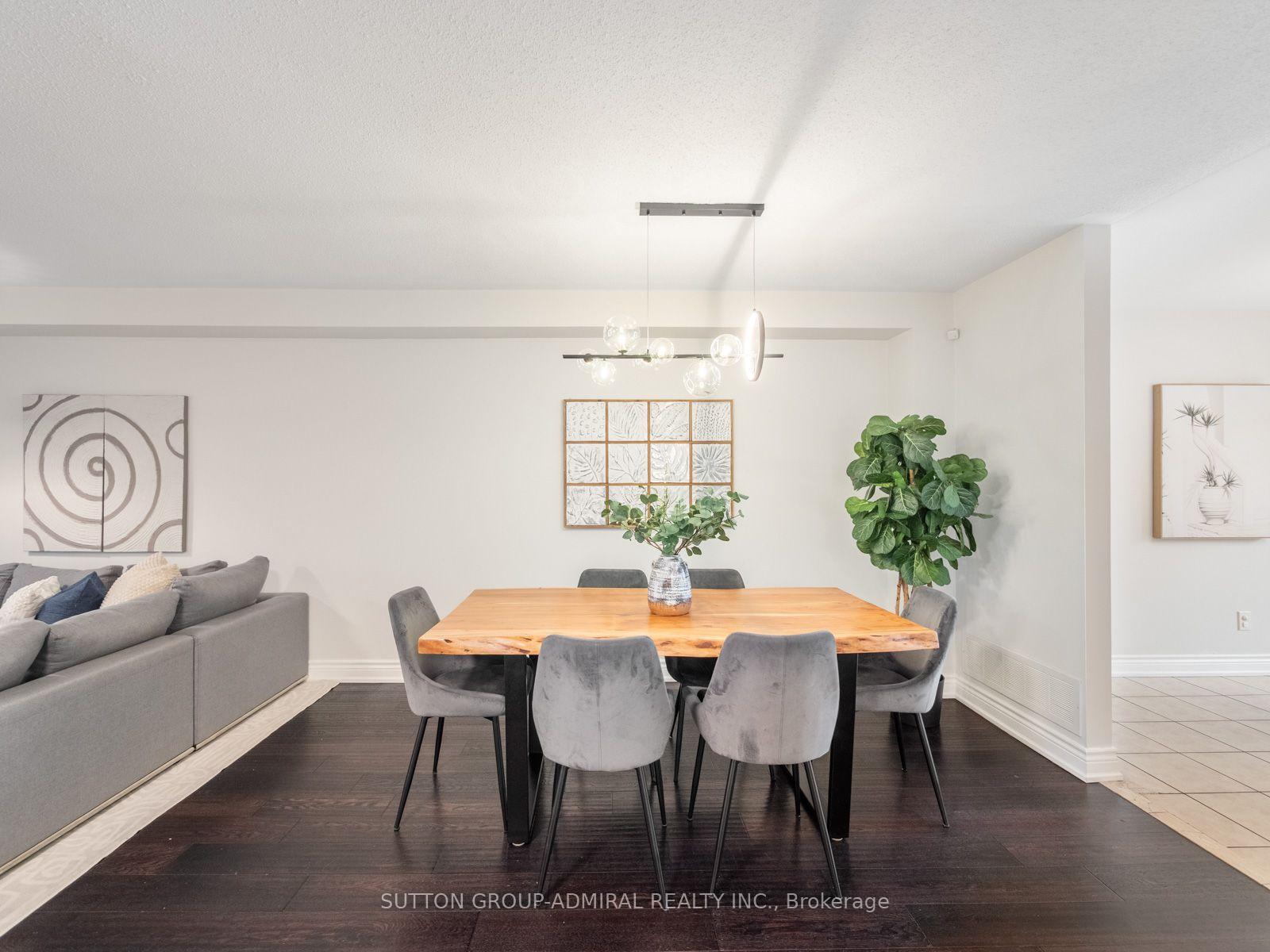 Photo 8 of 5 Melia Lane, Vaughan, Vellore Village — HOMEH