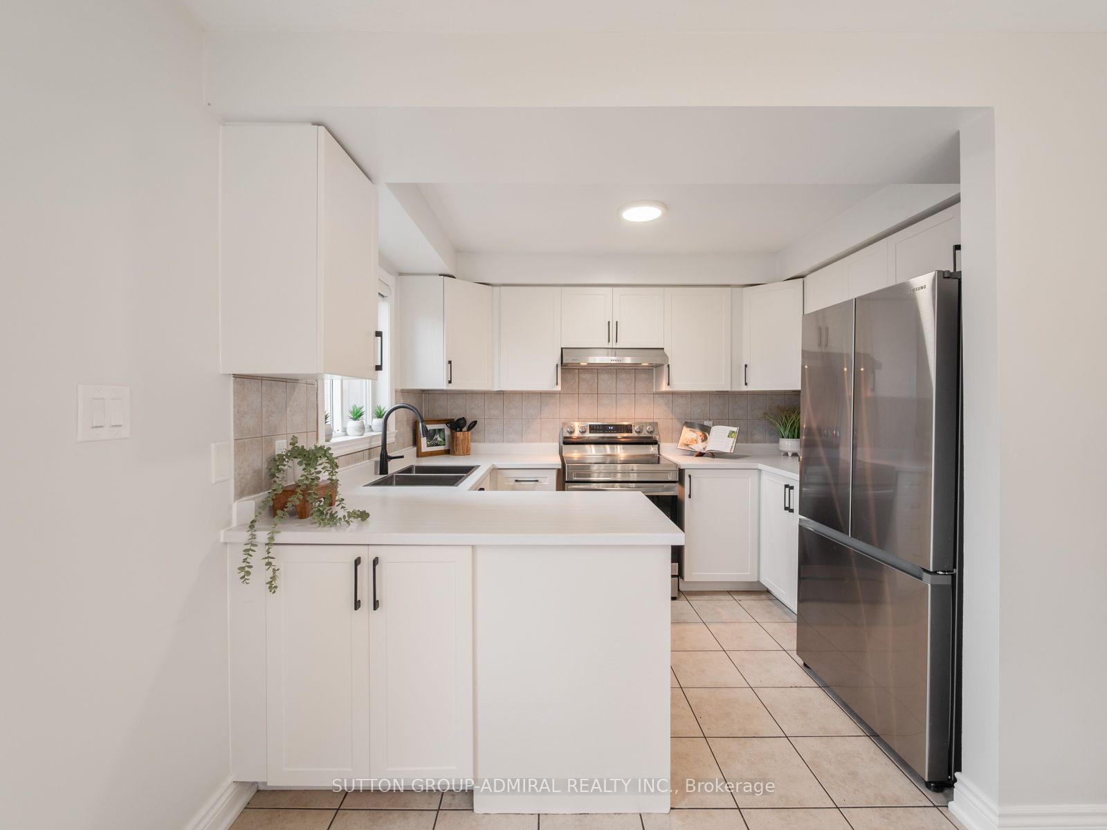 Photo 11 of 5 Melia Lane, Vaughan, Vellore Village — HOMEH