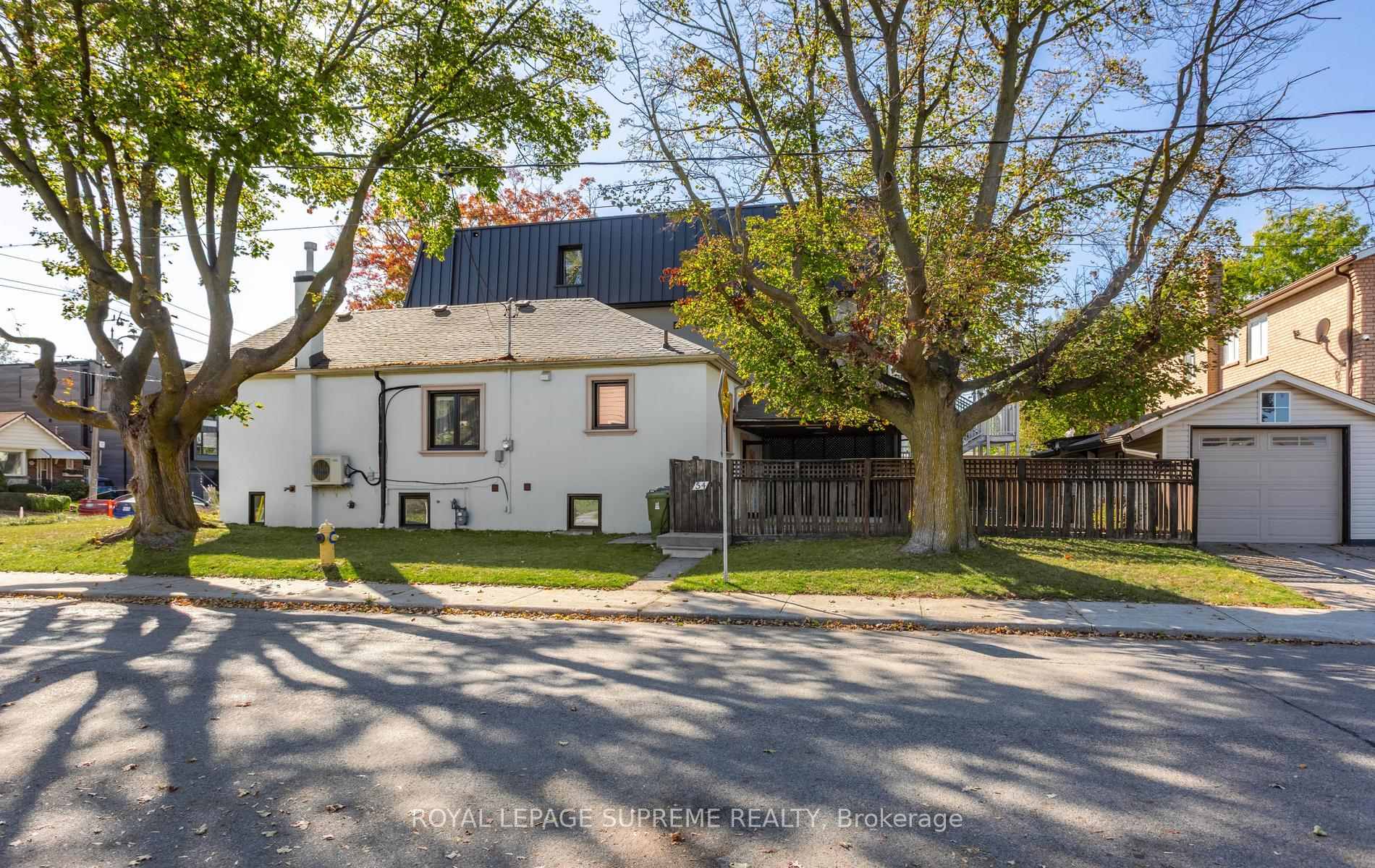 Photo 2 of 54 East Drive, Toronto, Rockcliffe-Smythe — HOMEH