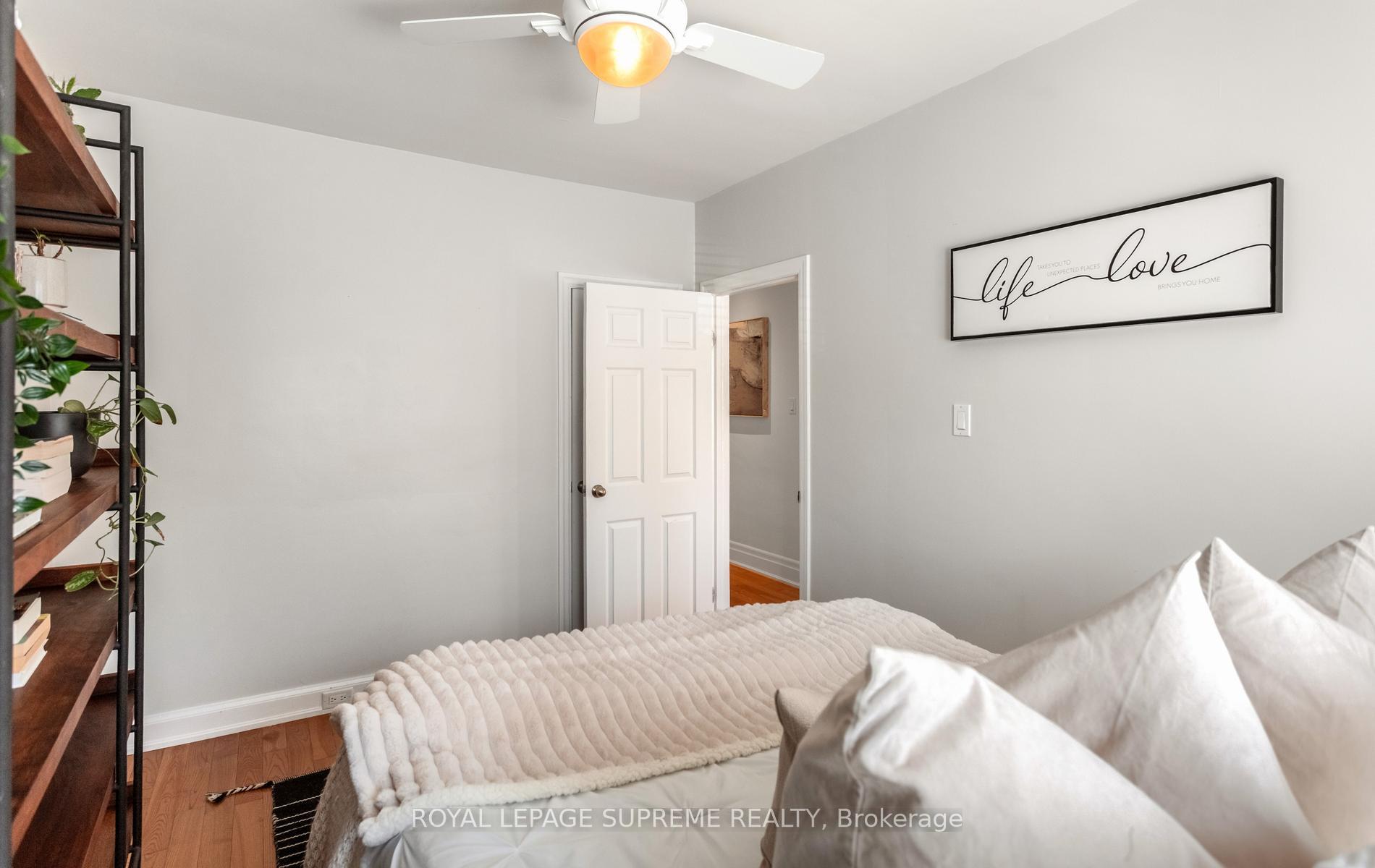 Photo 16 of 54 East Drive, Toronto, Rockcliffe-Smythe — HOMEH