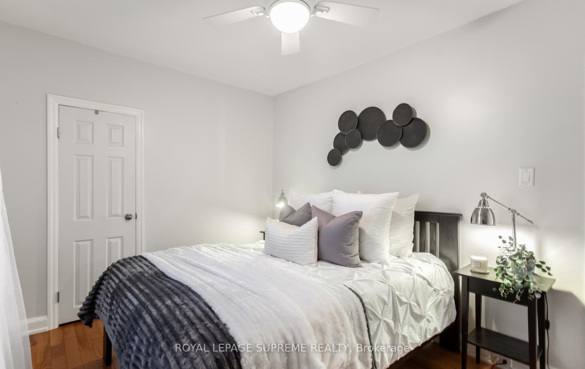 Photo 19 of 54 East Drive, Toronto, Rockcliffe-Smythe — HOMEH