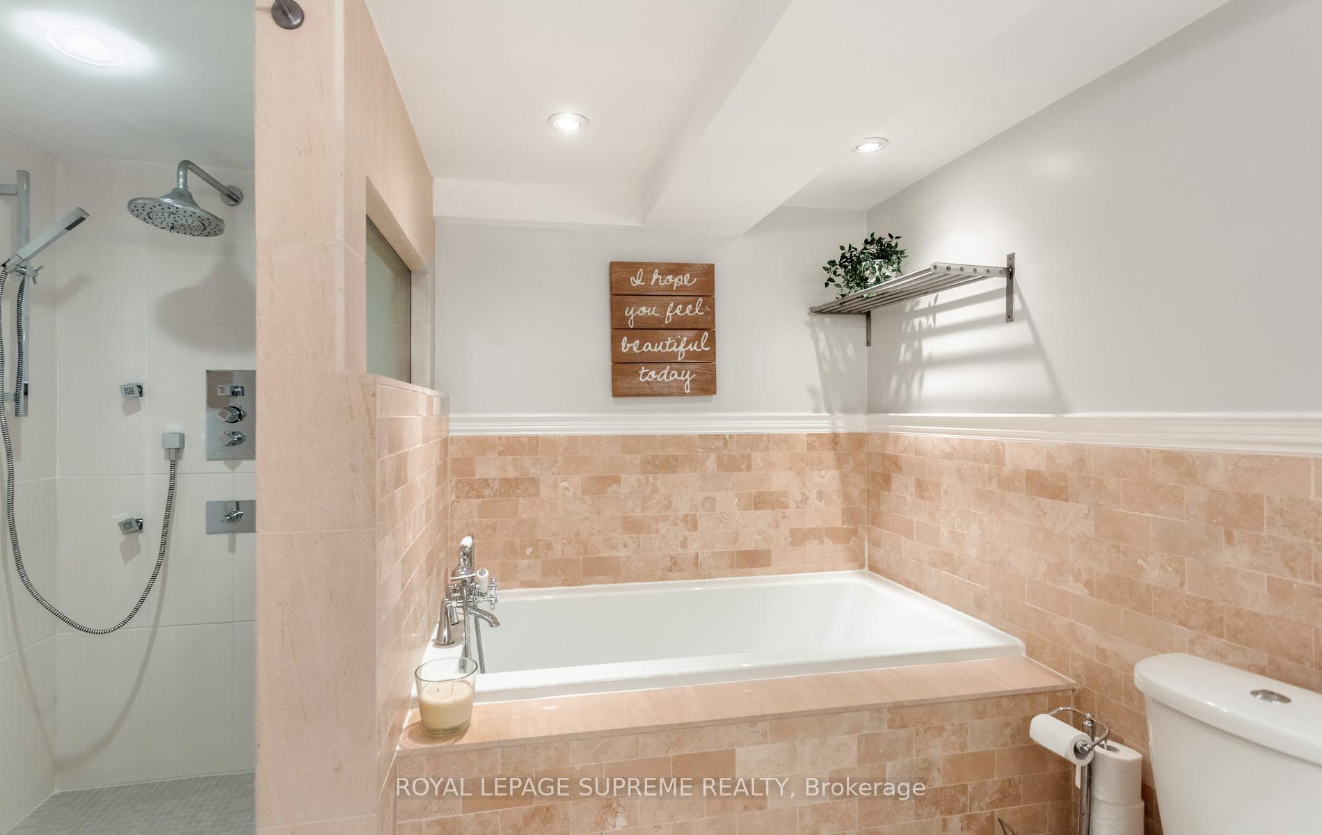 Photo 35 of 54 East Drive, Toronto, Rockcliffe-Smythe — HOMEH