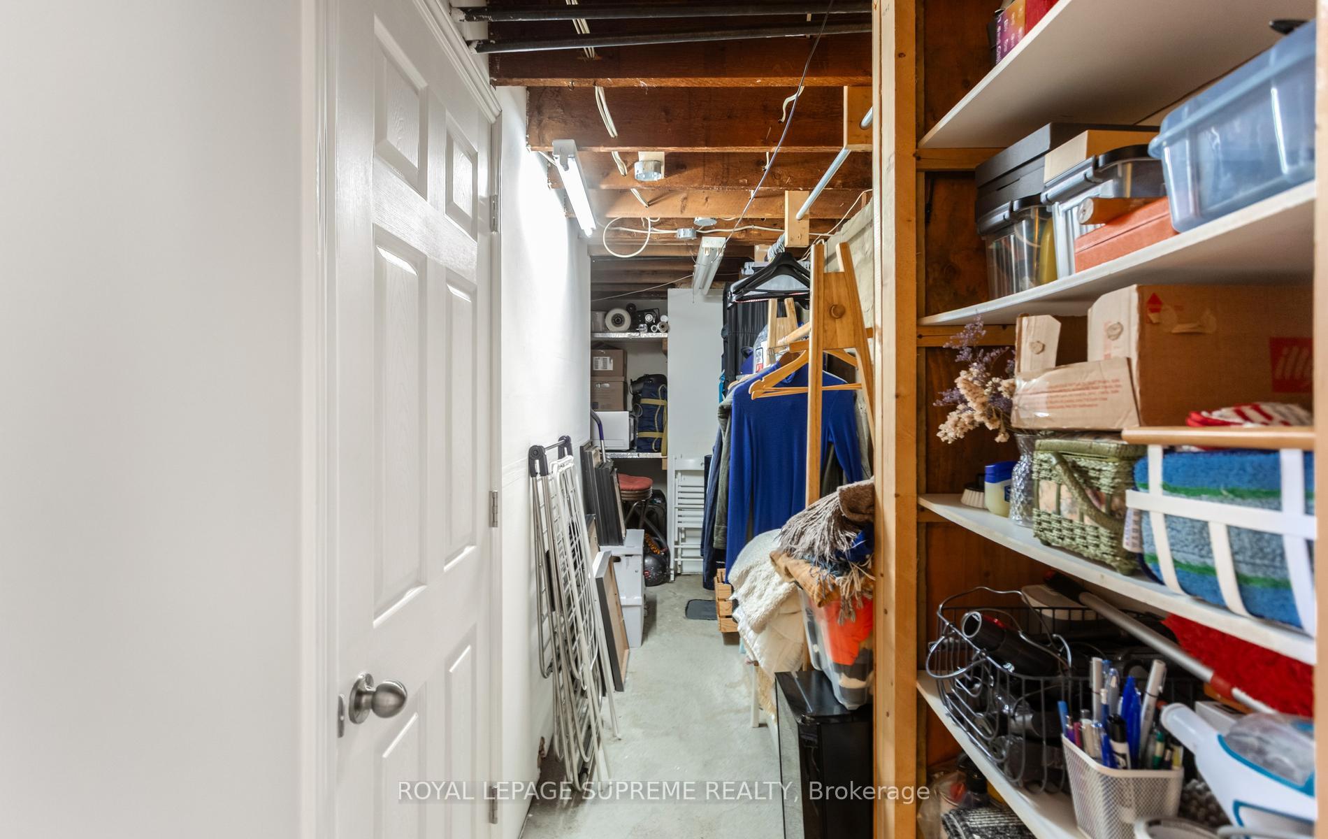 Photo 39 of 54 East Drive, Toronto, Rockcliffe-Smythe — HOMEH