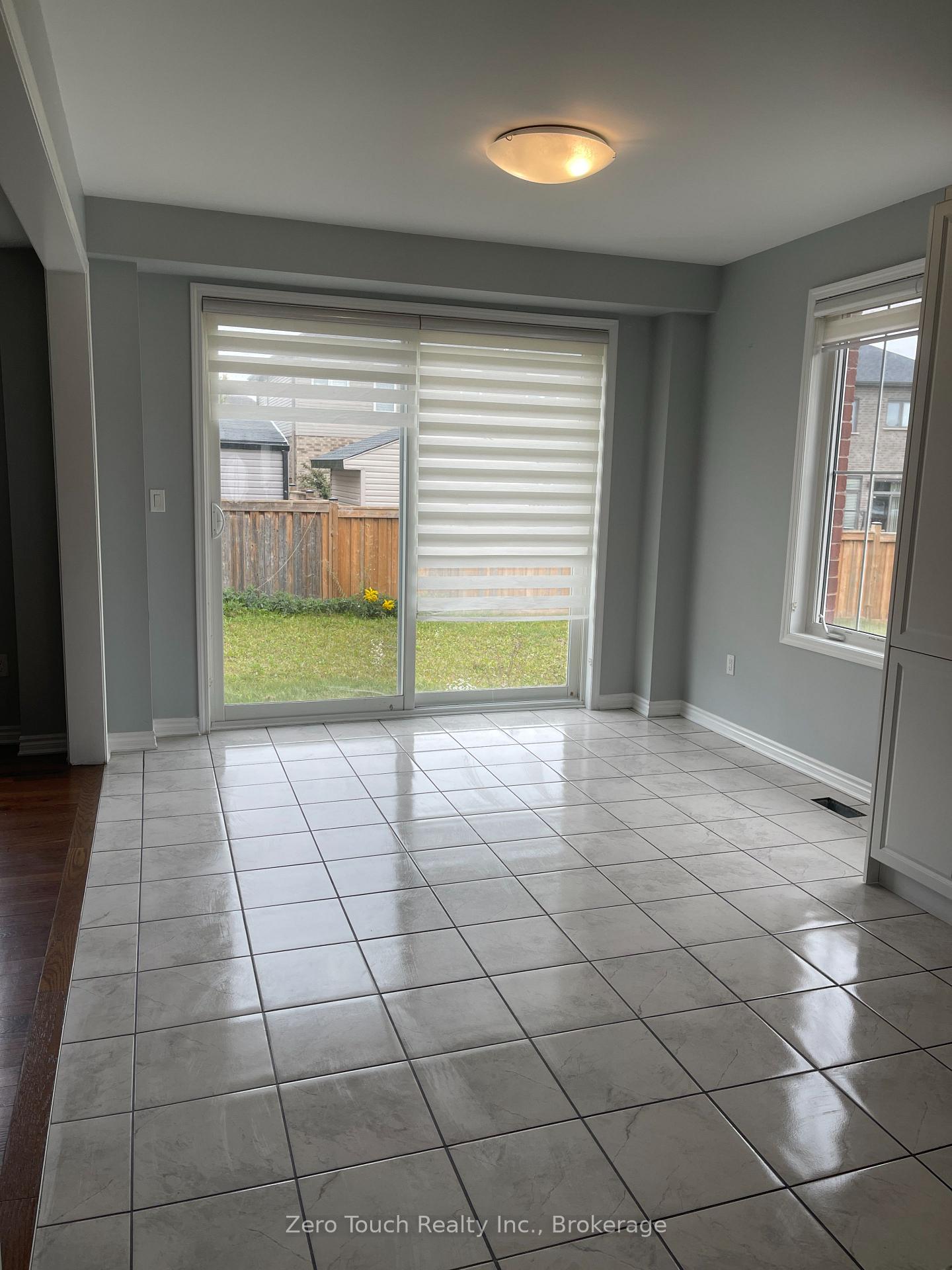 Photo 17 of 127 Watermill Street W, Kitchener, Doon South — HOMEH