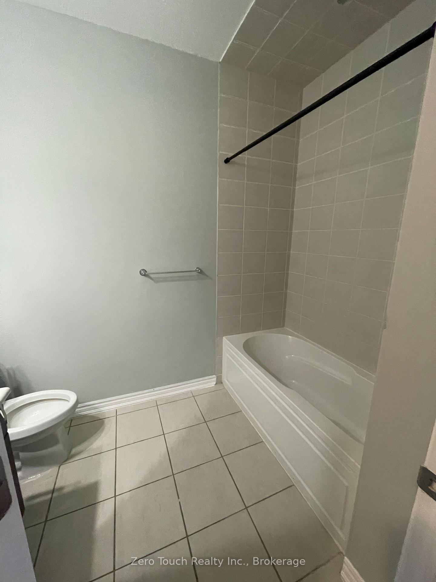 Photo 24 of 127 Watermill Street W, Kitchener, Doon South — HOMEH